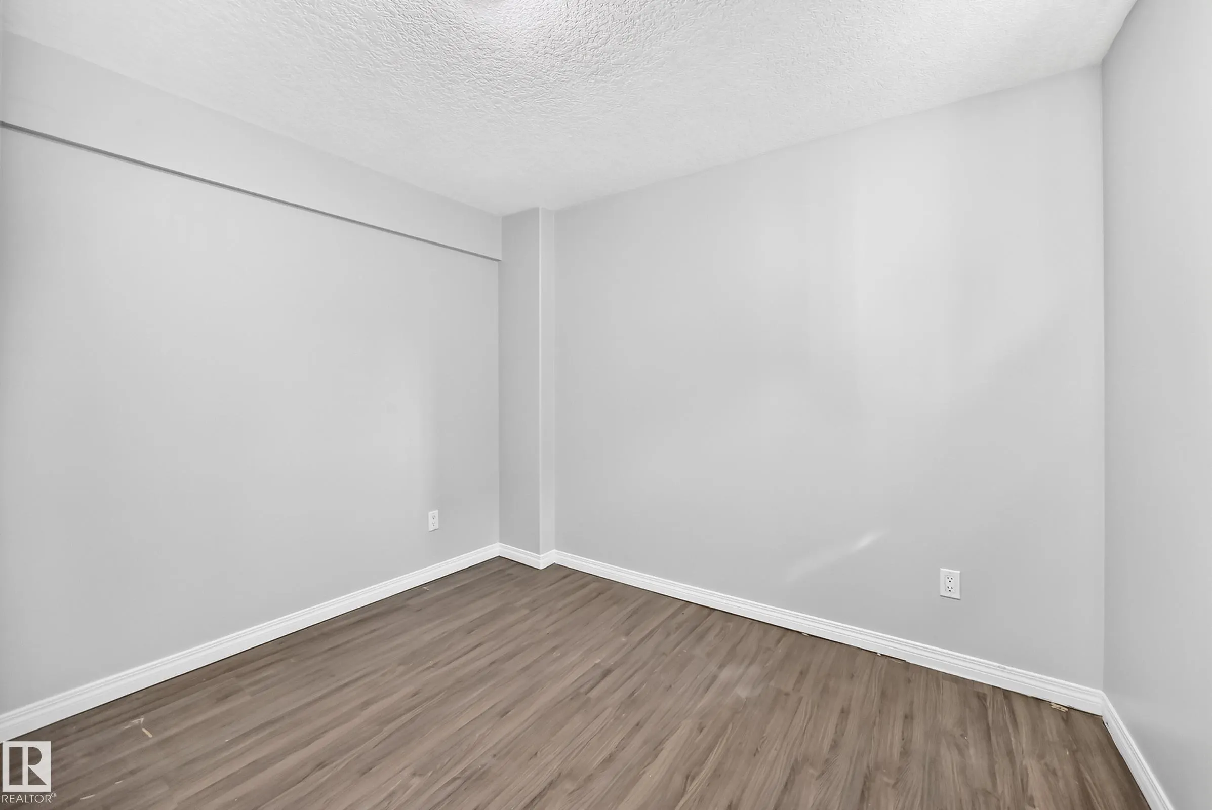 9333 103a Avenue