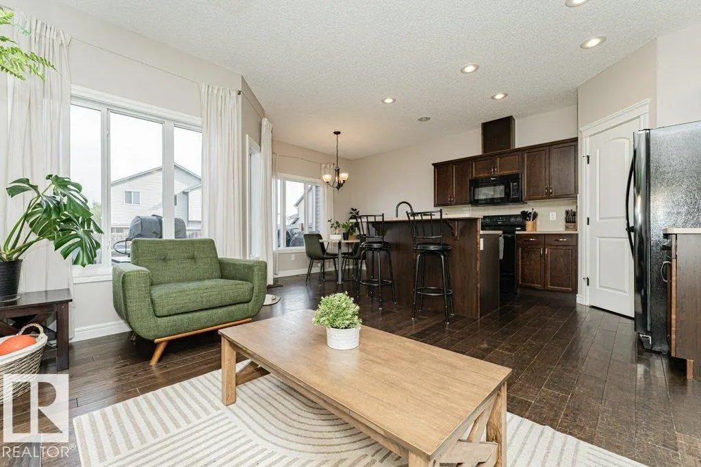 60 WOODBRIDGE Link