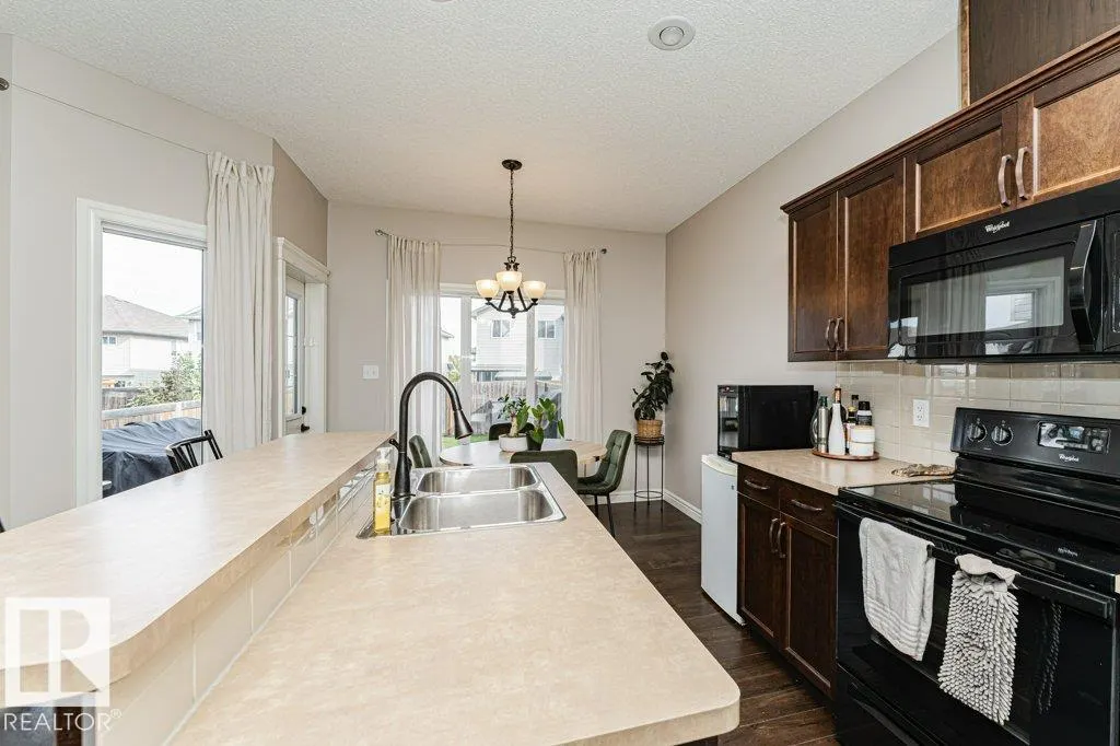 60 WOODBRIDGE Link