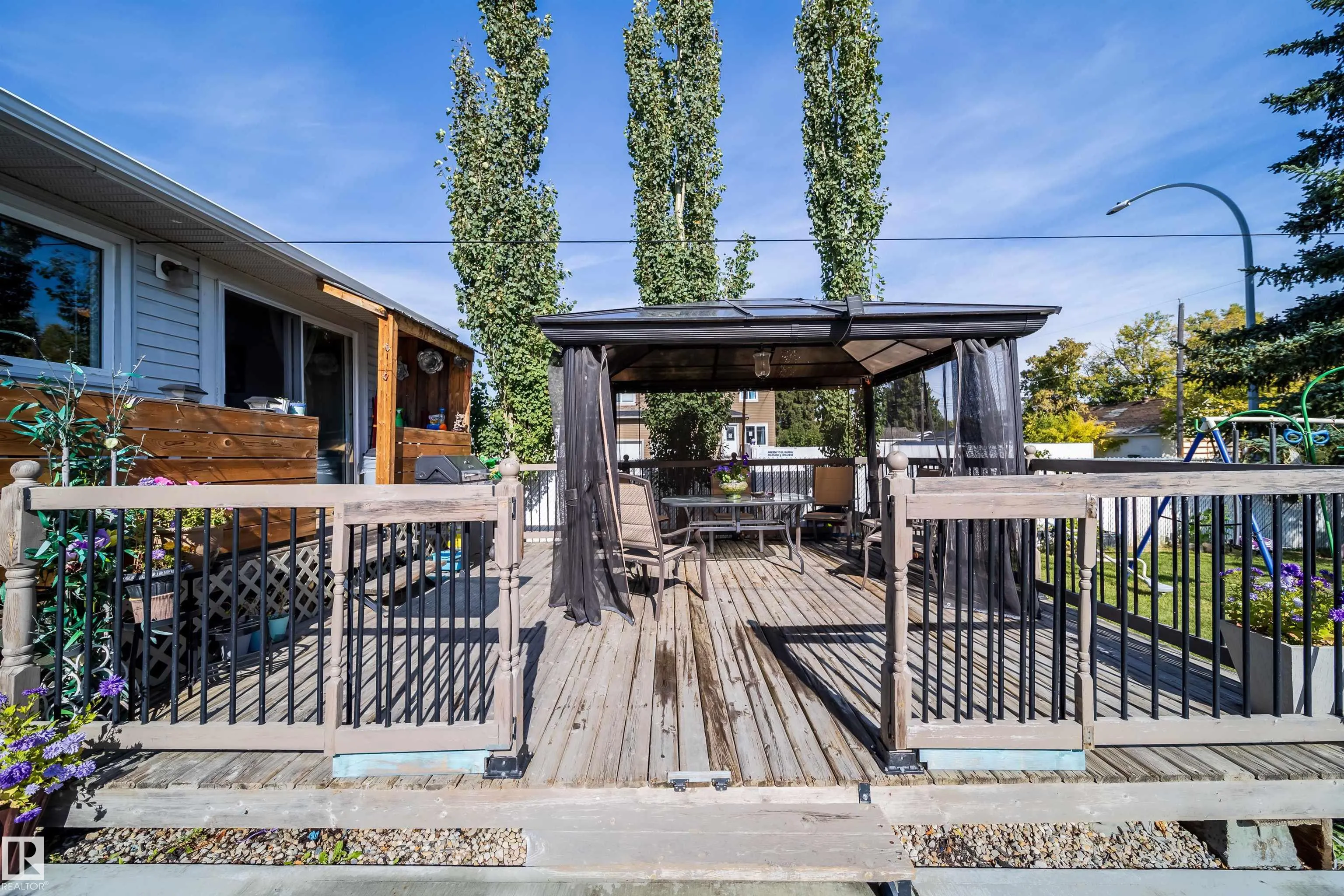 10245 160 Street