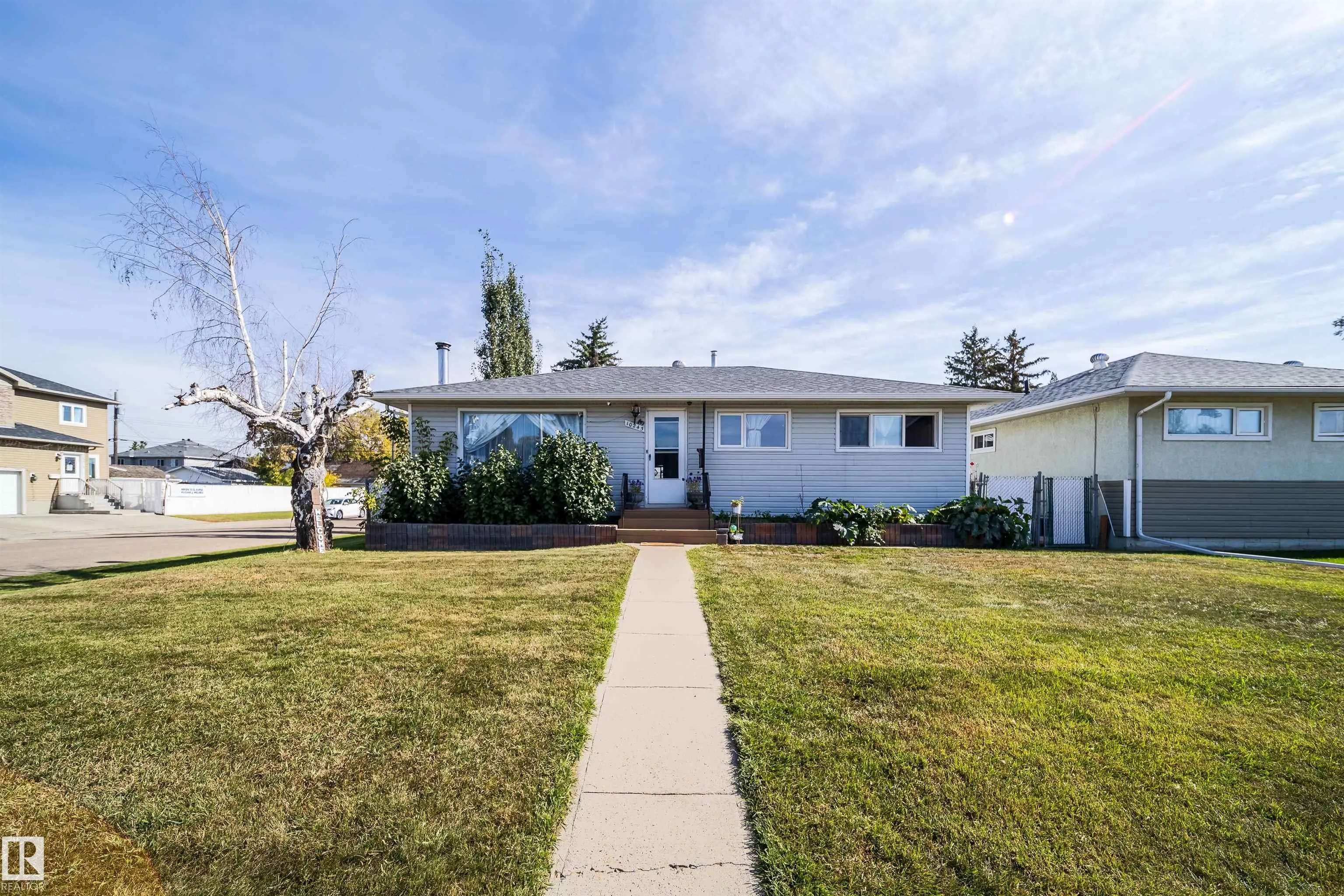 10245 160 Street