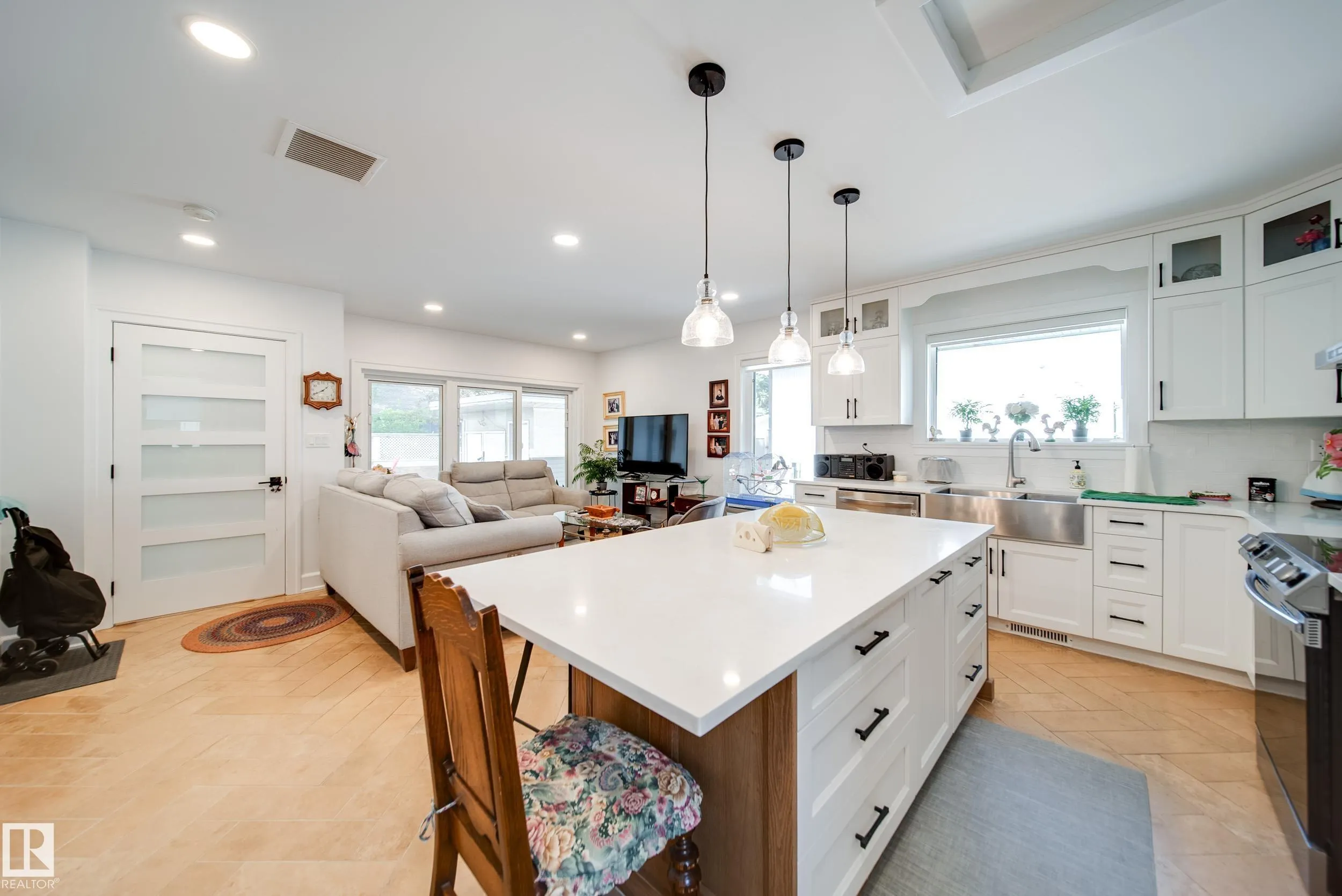 5310 ADA Boulevard