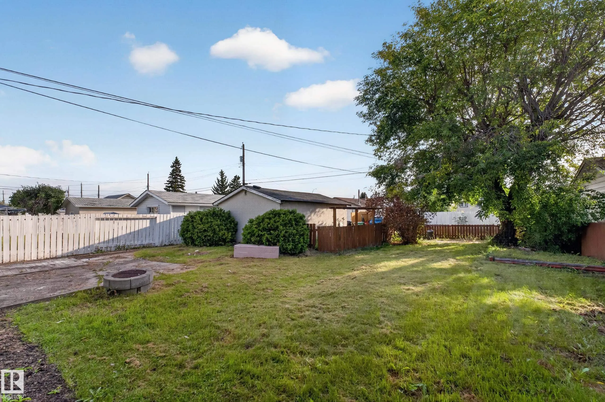 13511 114 Street