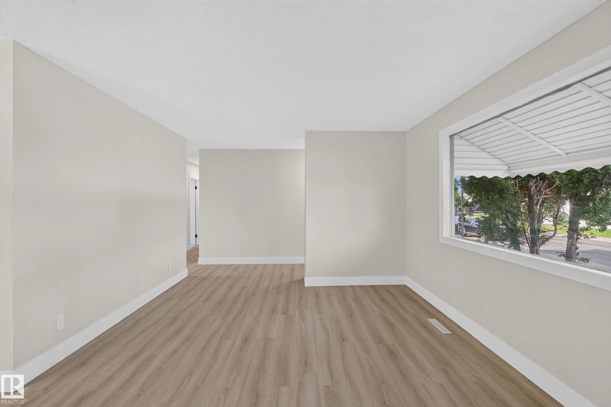 13511 114 Street