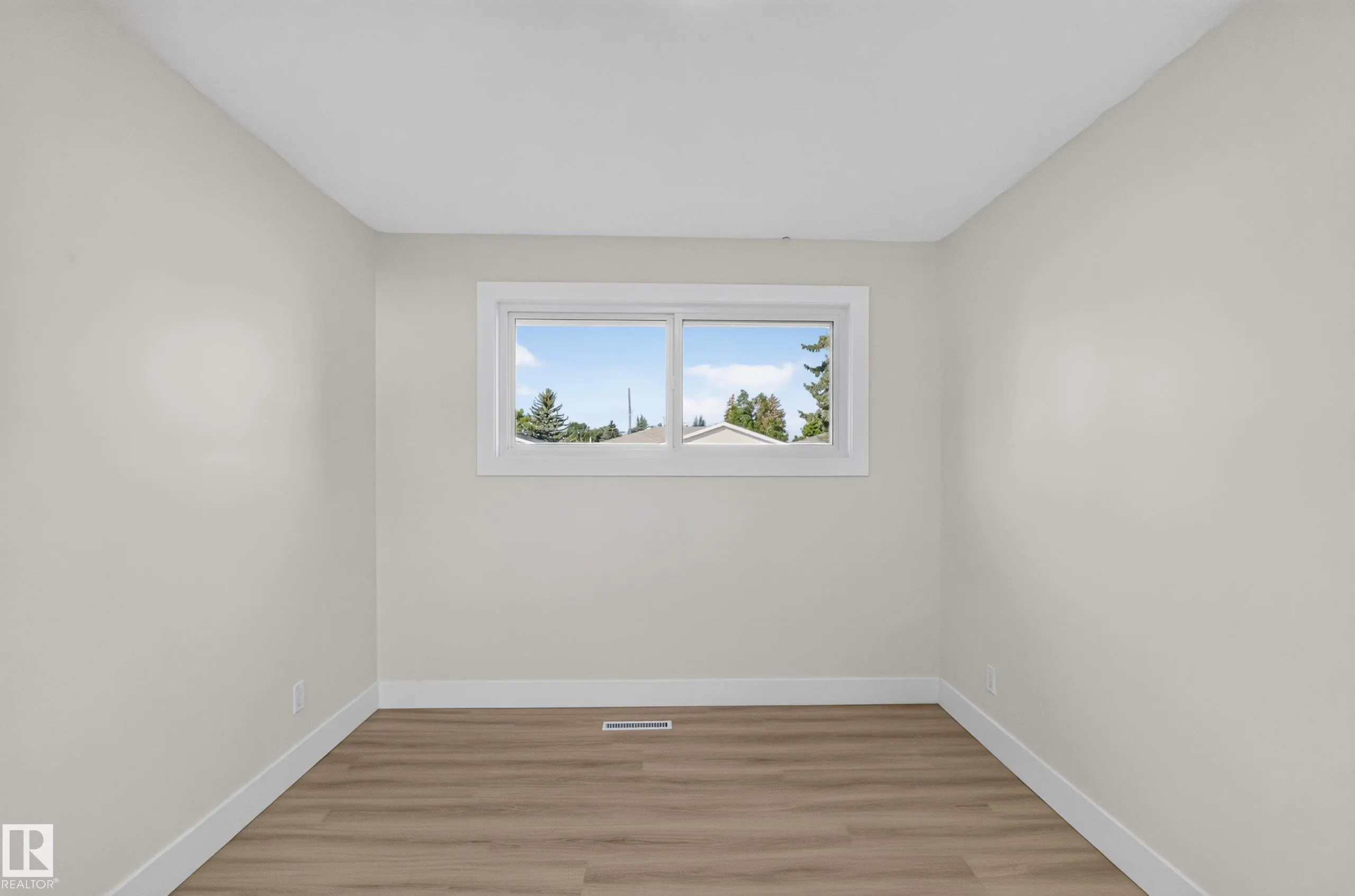 13511 114 Street