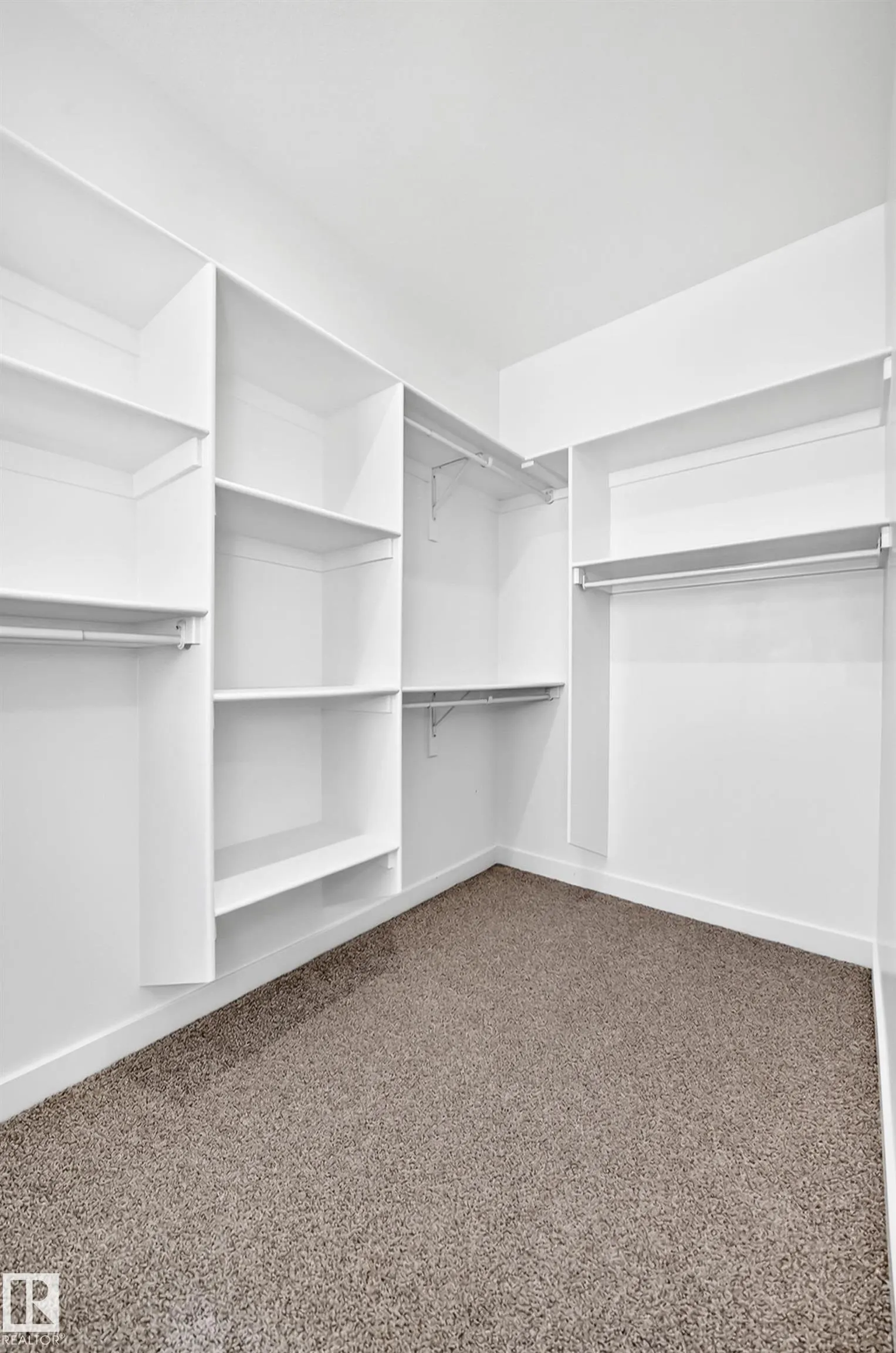 9 TILIA Place