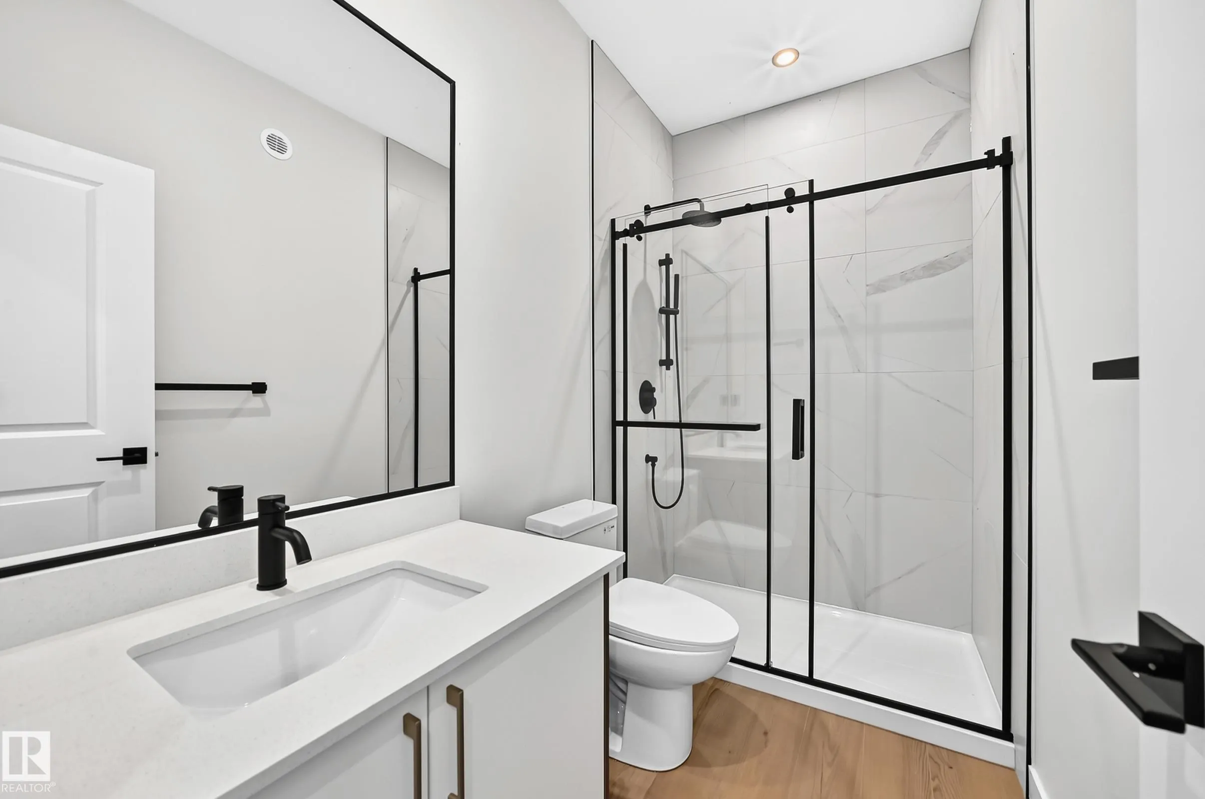 9 TILIA Place