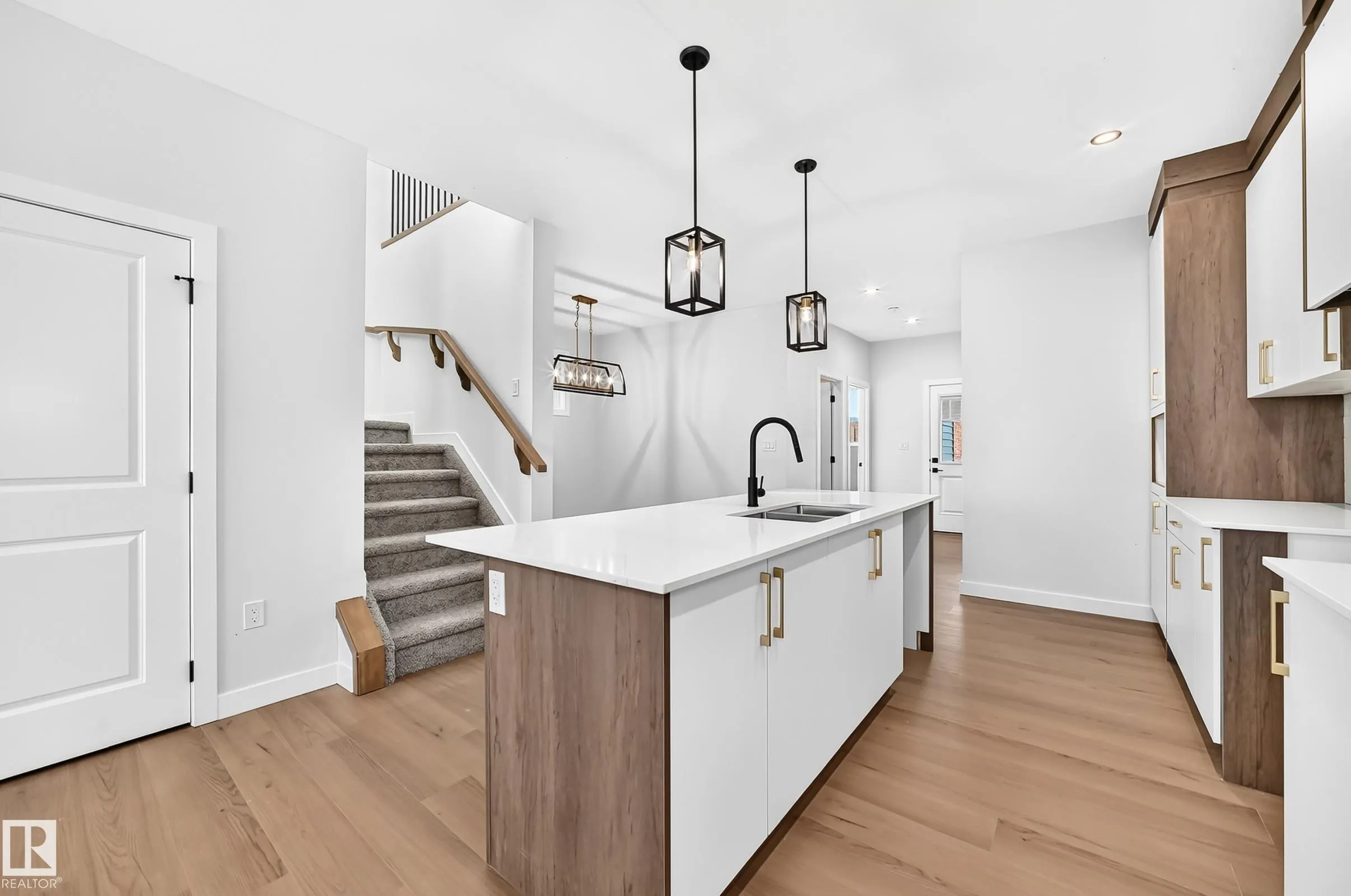 9 TILIA Place