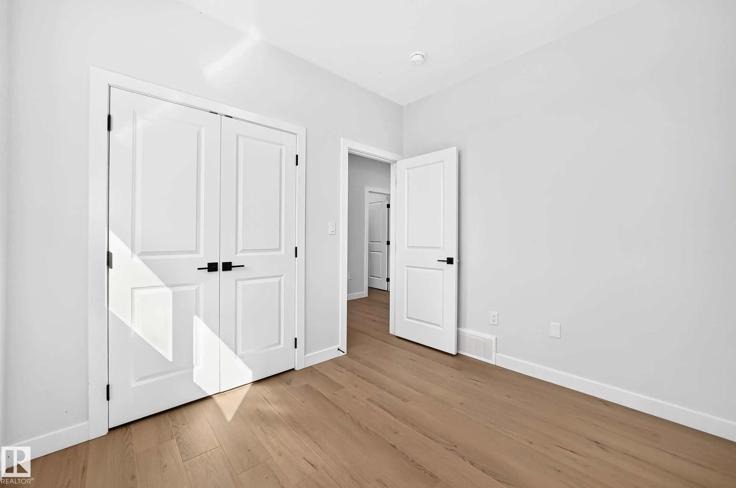 9 TILIA Place