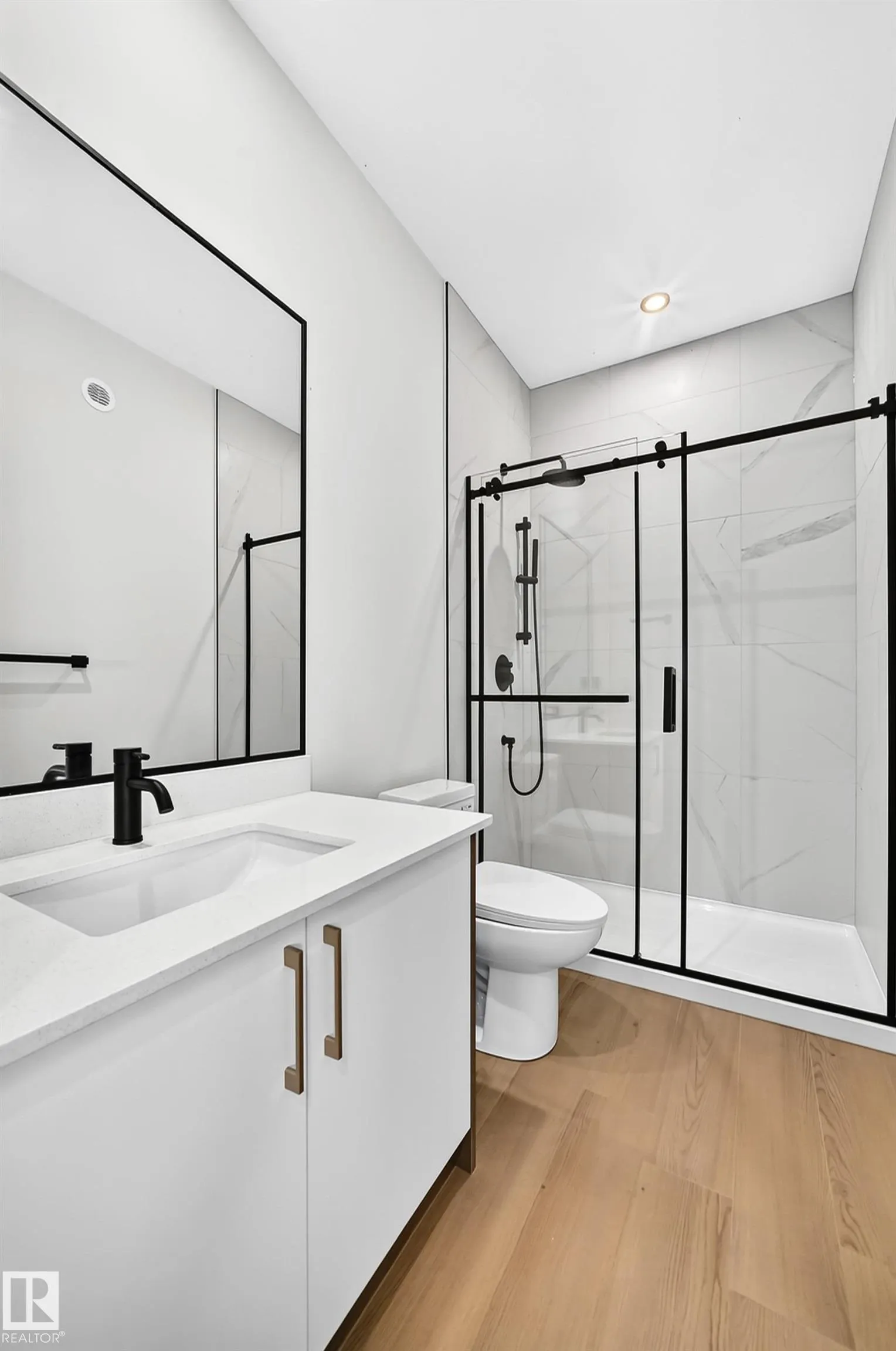 9 TILIA Place