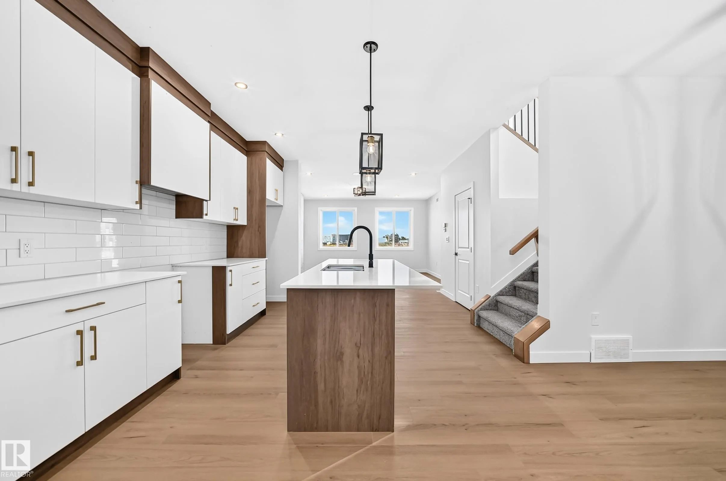 9 TILIA Place