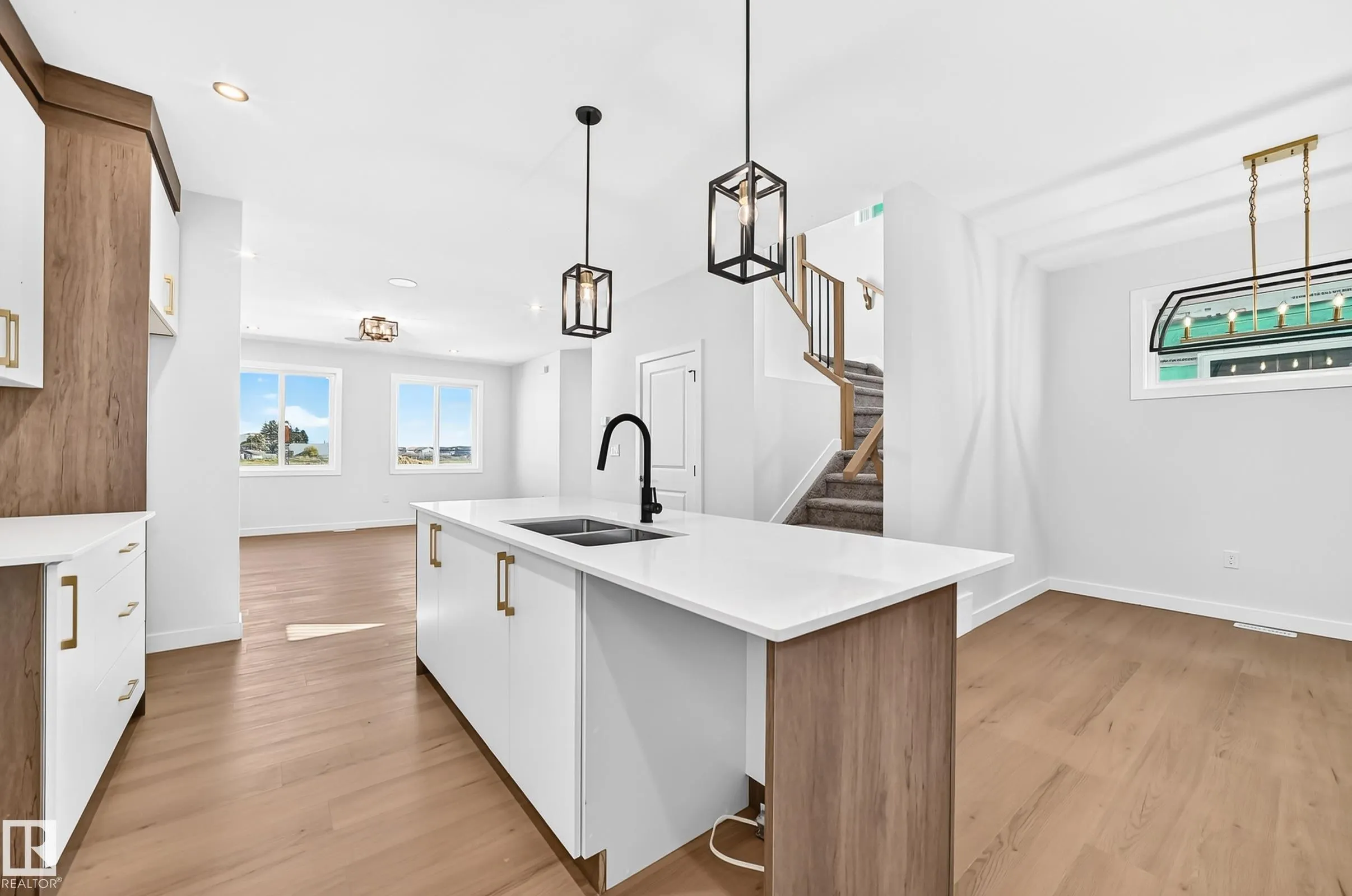 9 TILIA Place