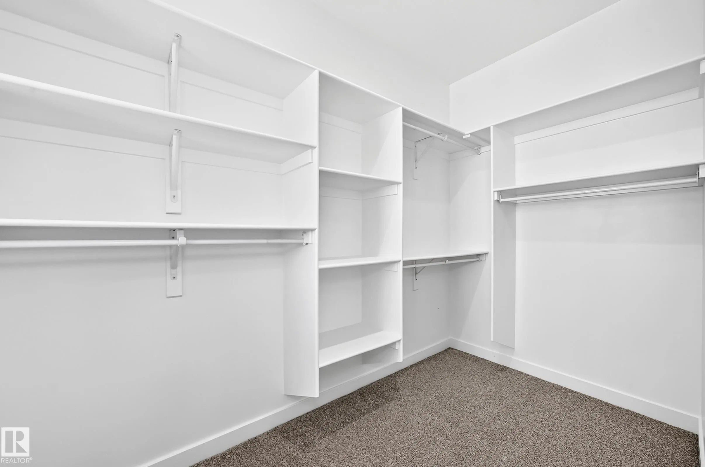 9 TILIA Place