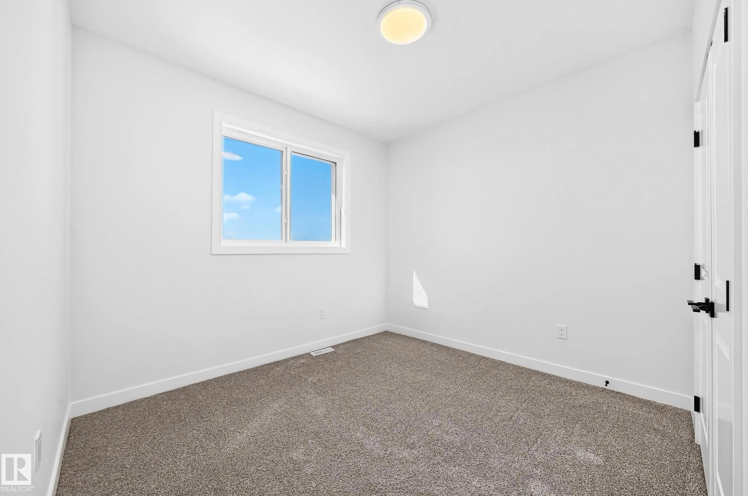 9 TILIA Place