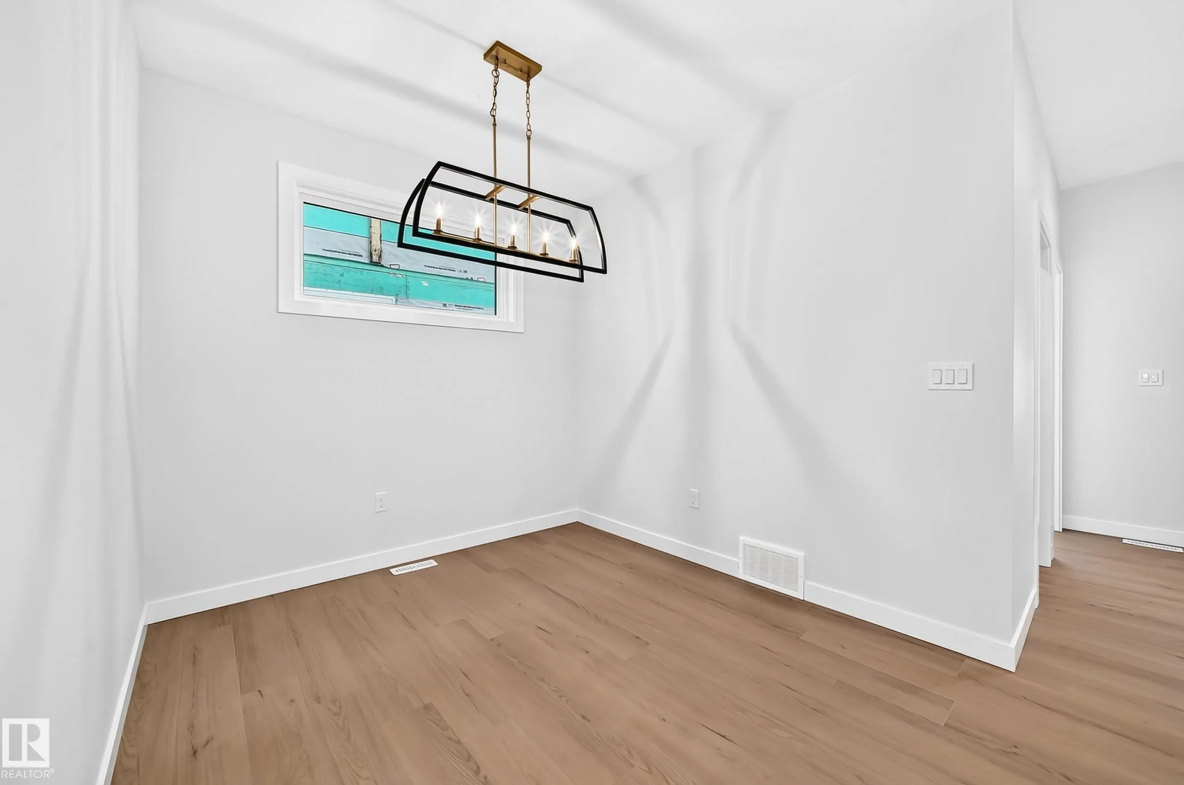 9 TILIA Place
