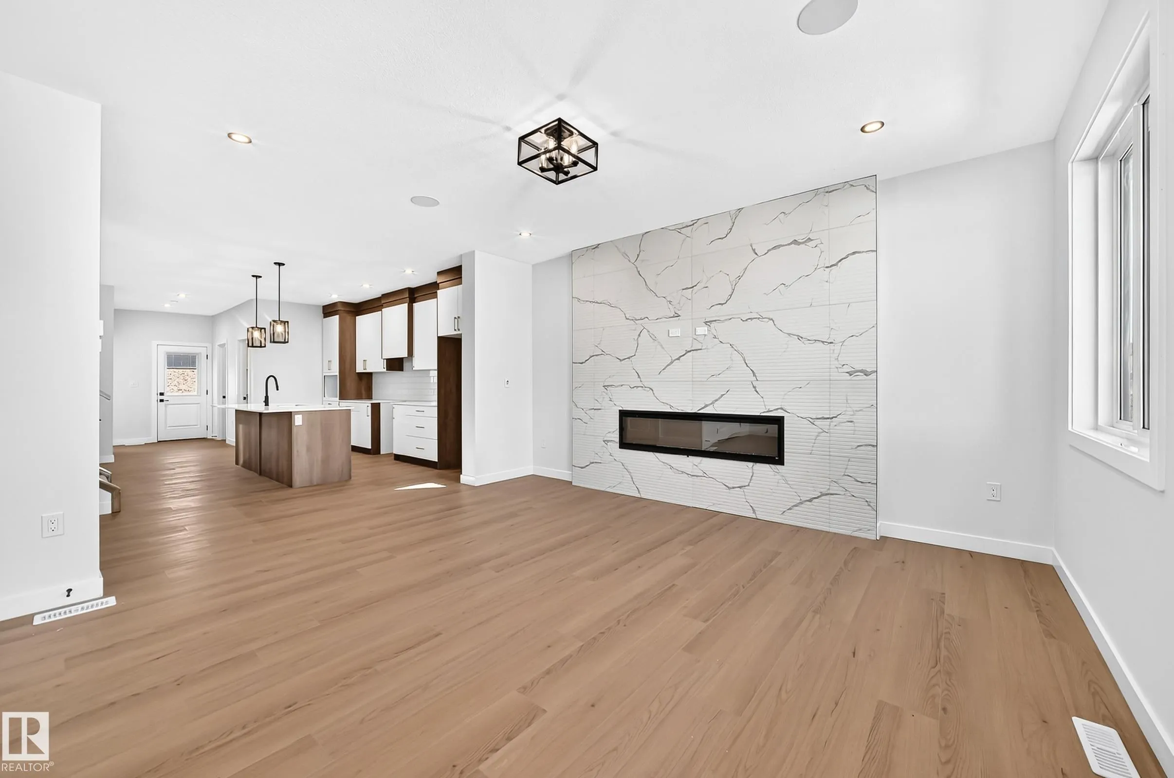 9 TILIA Place