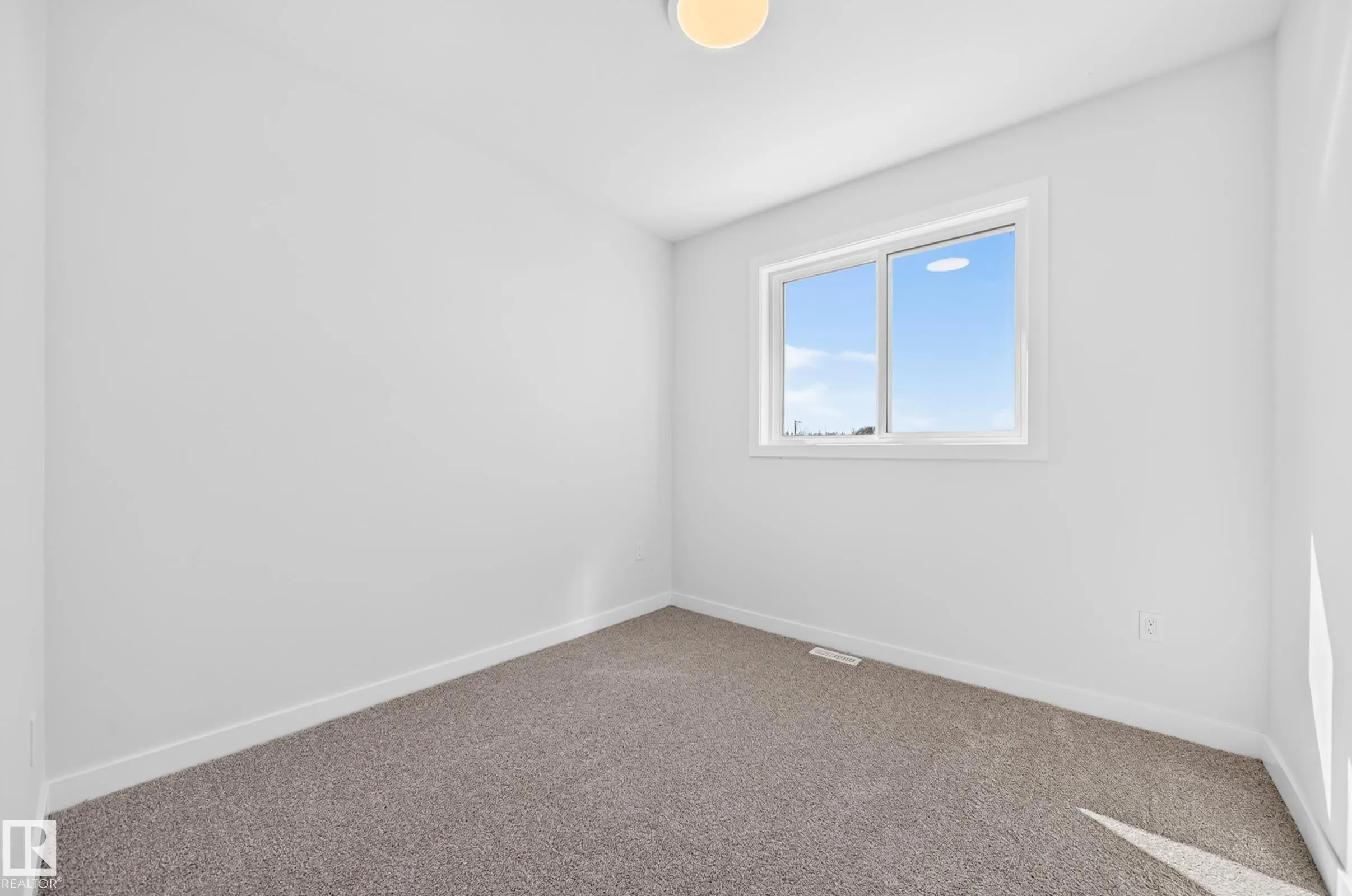 9 TILIA Place