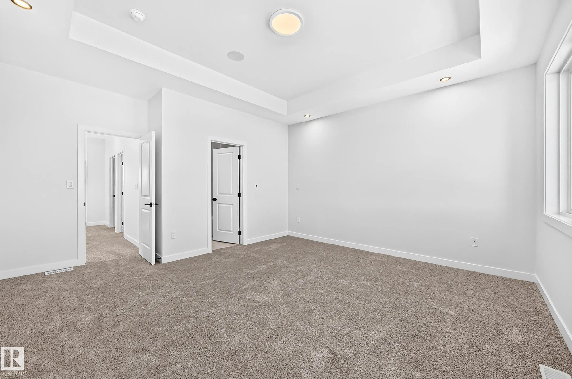 9 TILIA Place