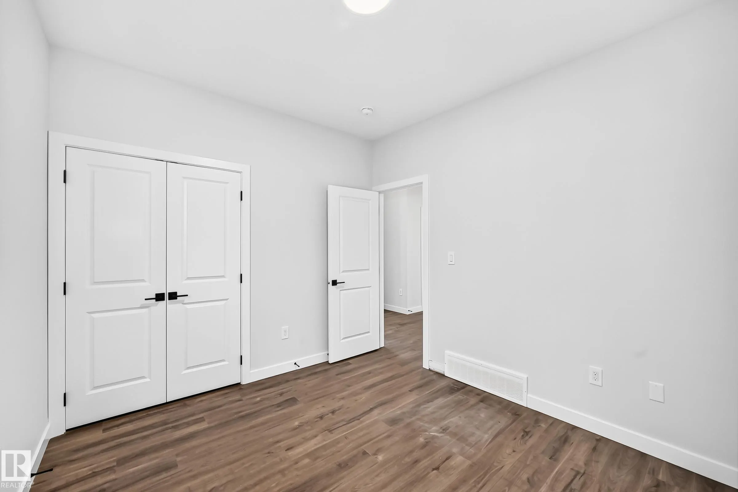 19 TEAKWOOD Terrace