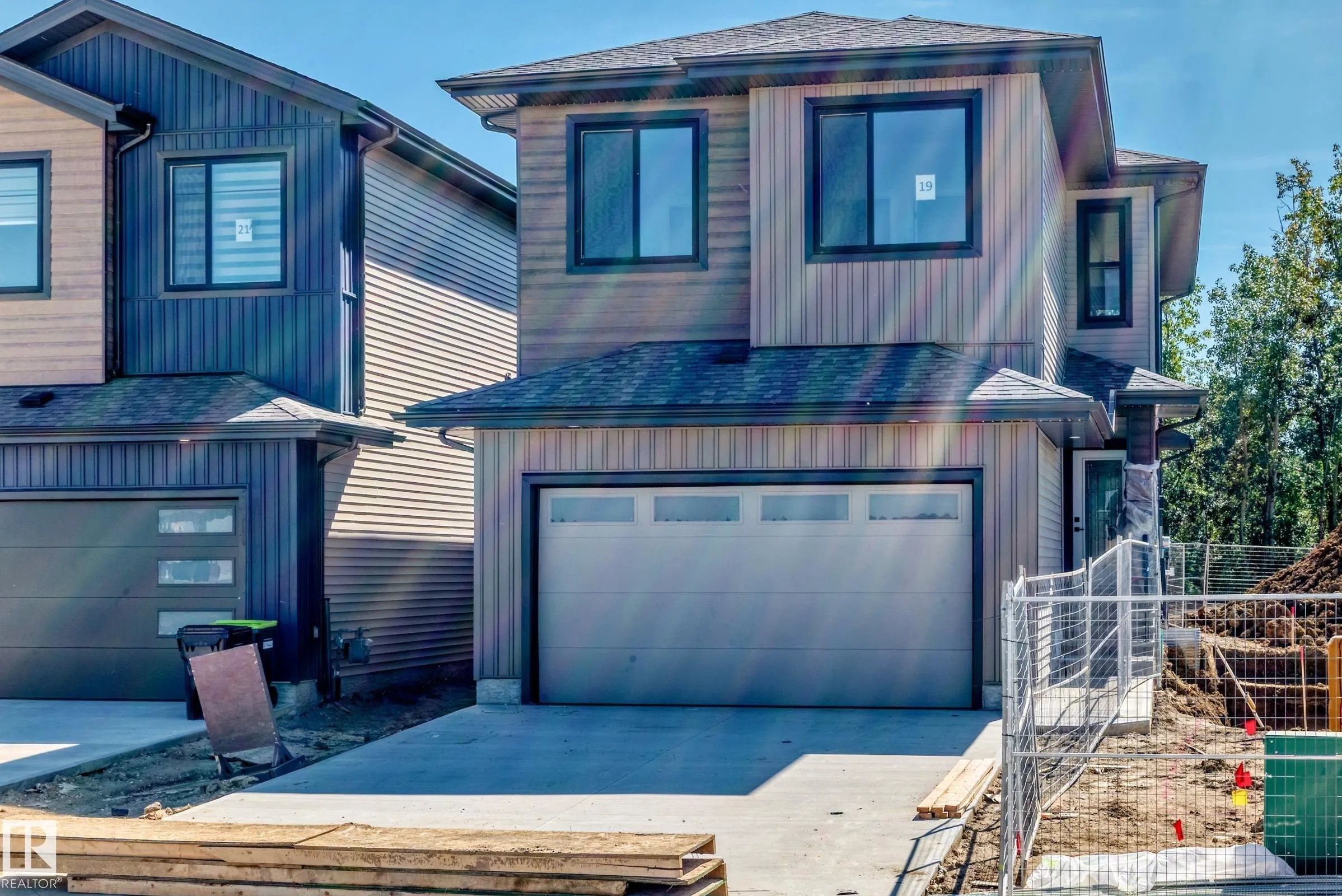 19 TEAKWOOD Terrace