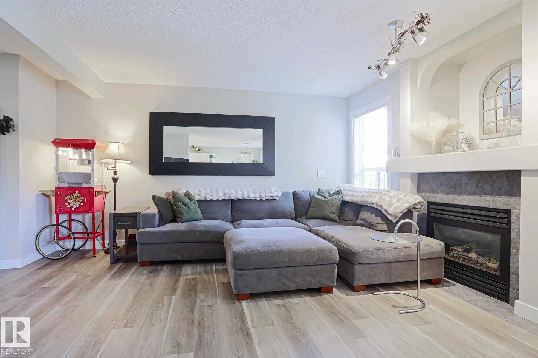8 BELFRY FAIRWAY Crescent
