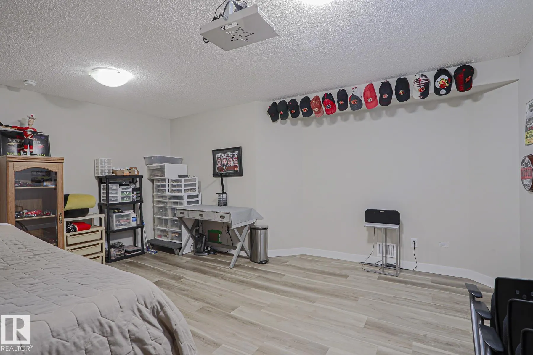 8 BELFRY FAIRWAY Crescent