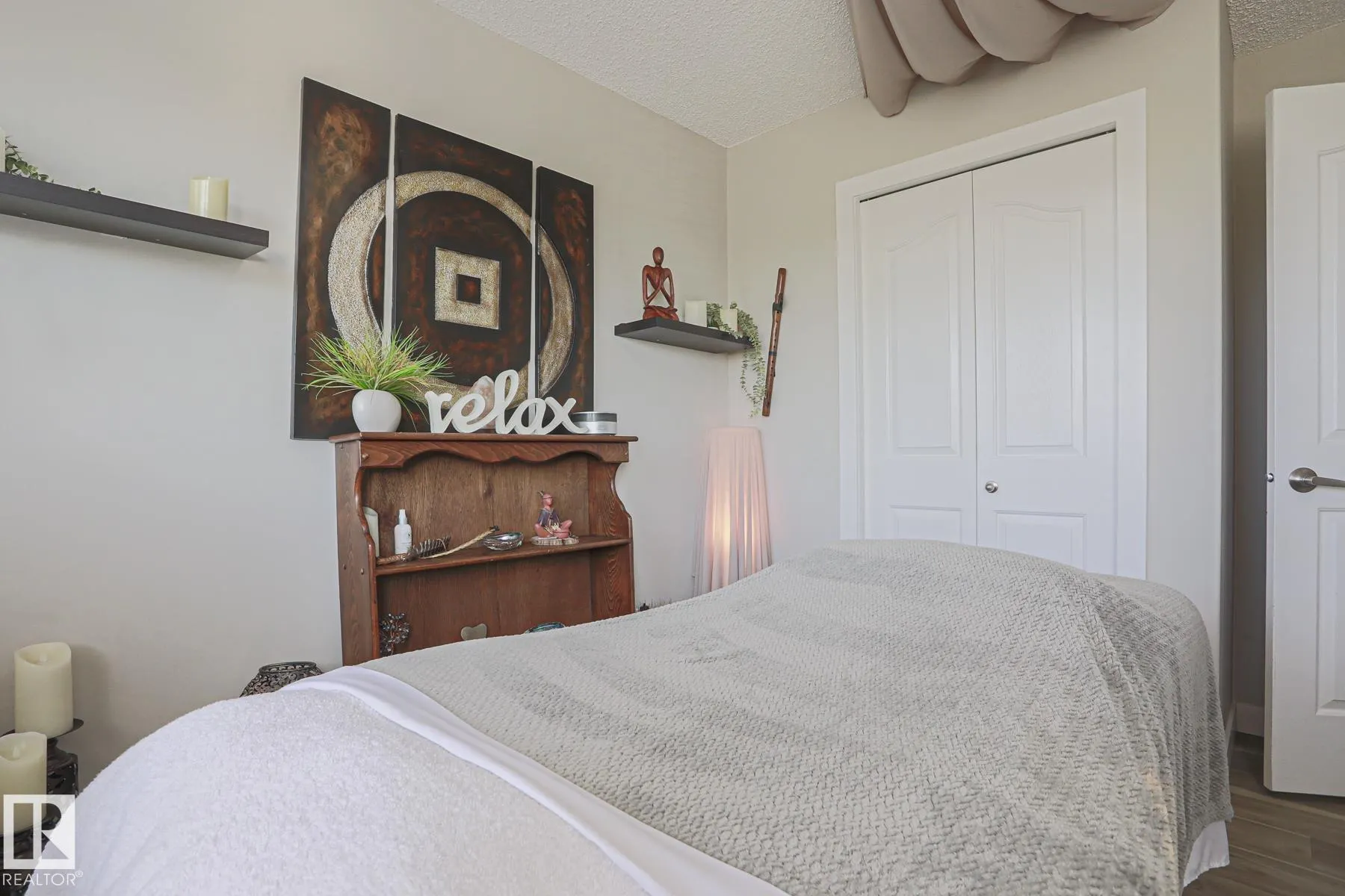 8 BELFRY FAIRWAY Crescent