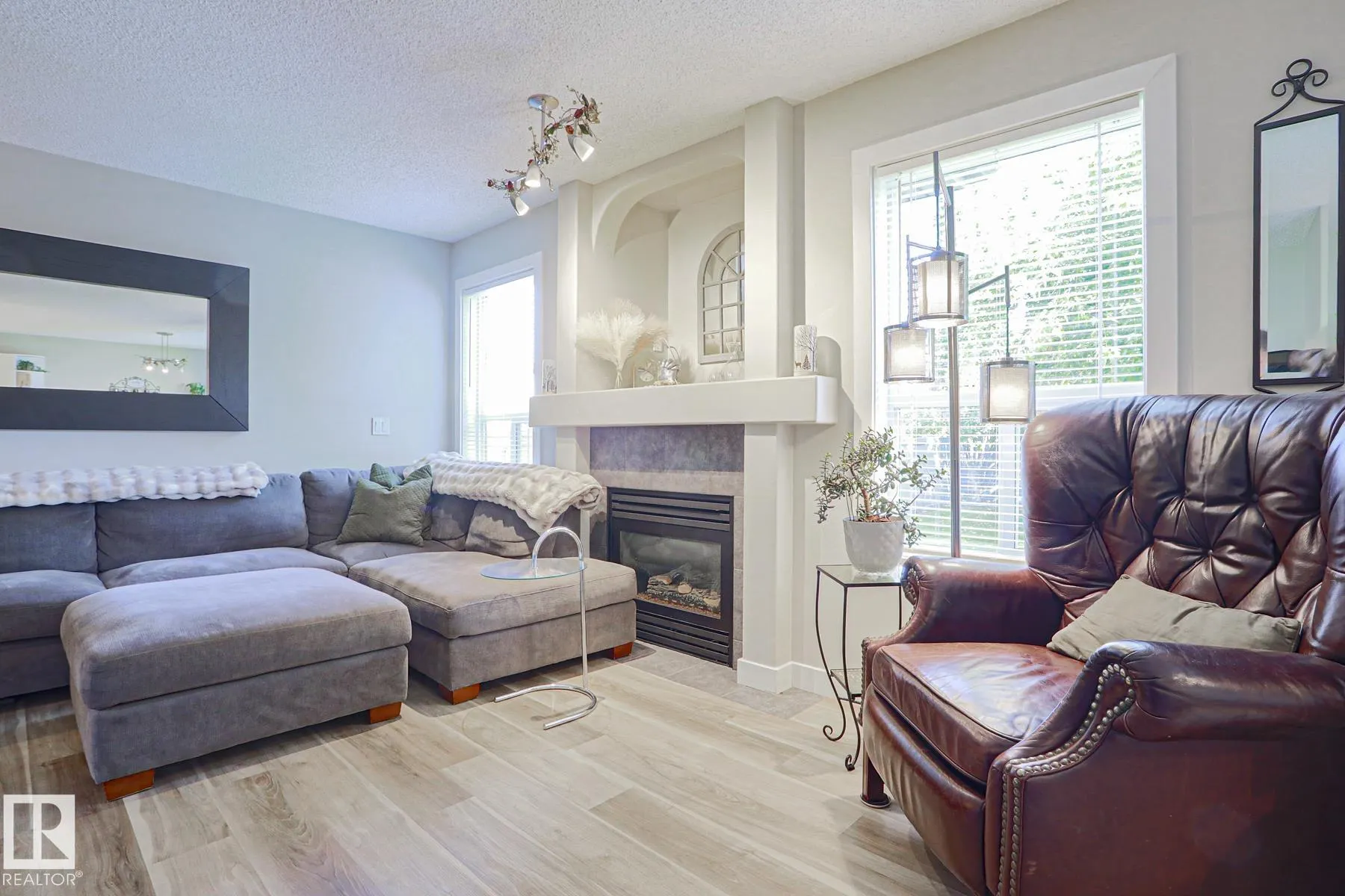 8 BELFRY FAIRWAY Crescent