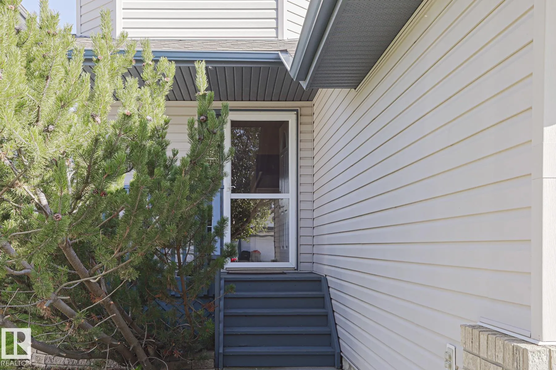 8 BELFRY FAIRWAY Crescent