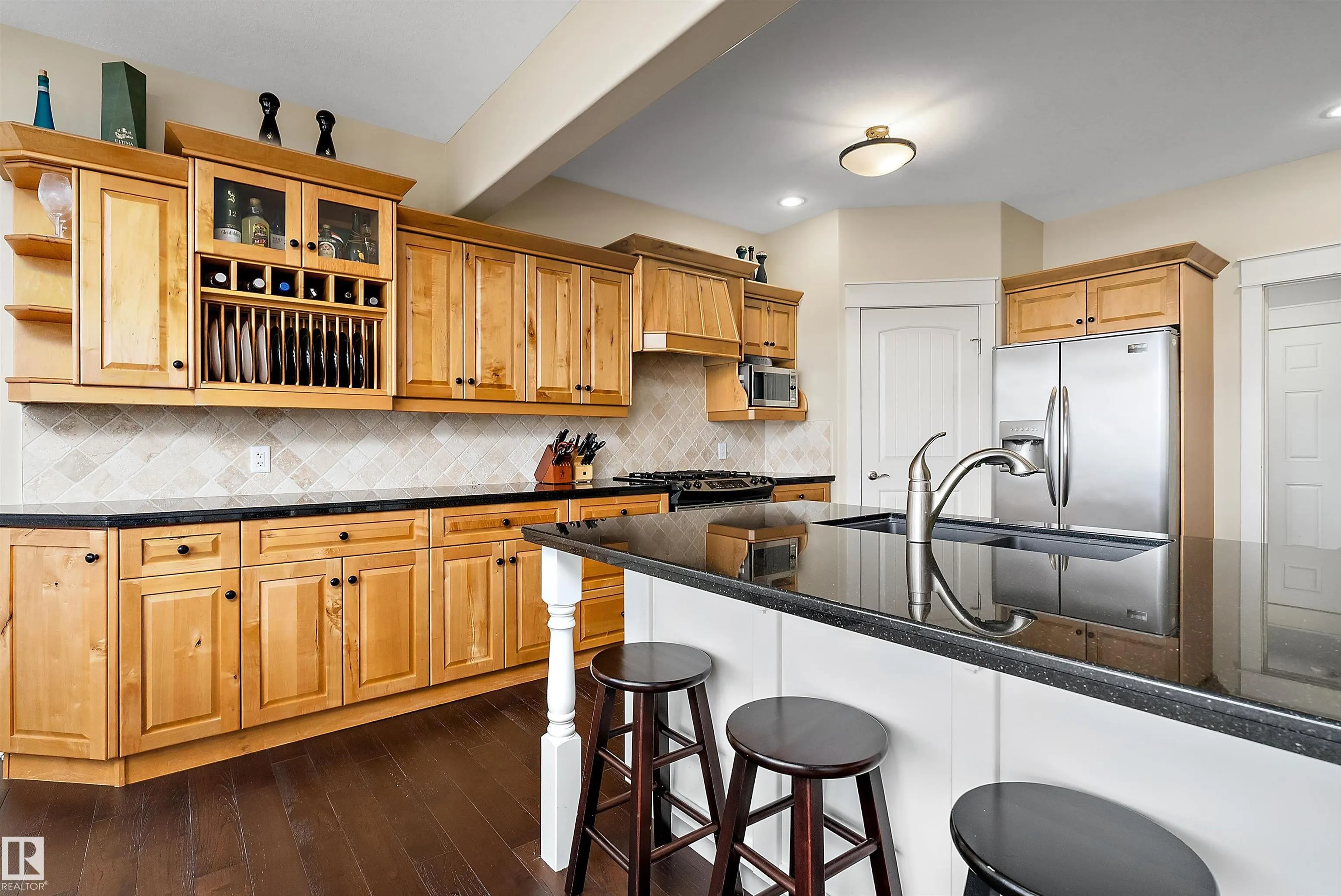 36 Sunset Harbour