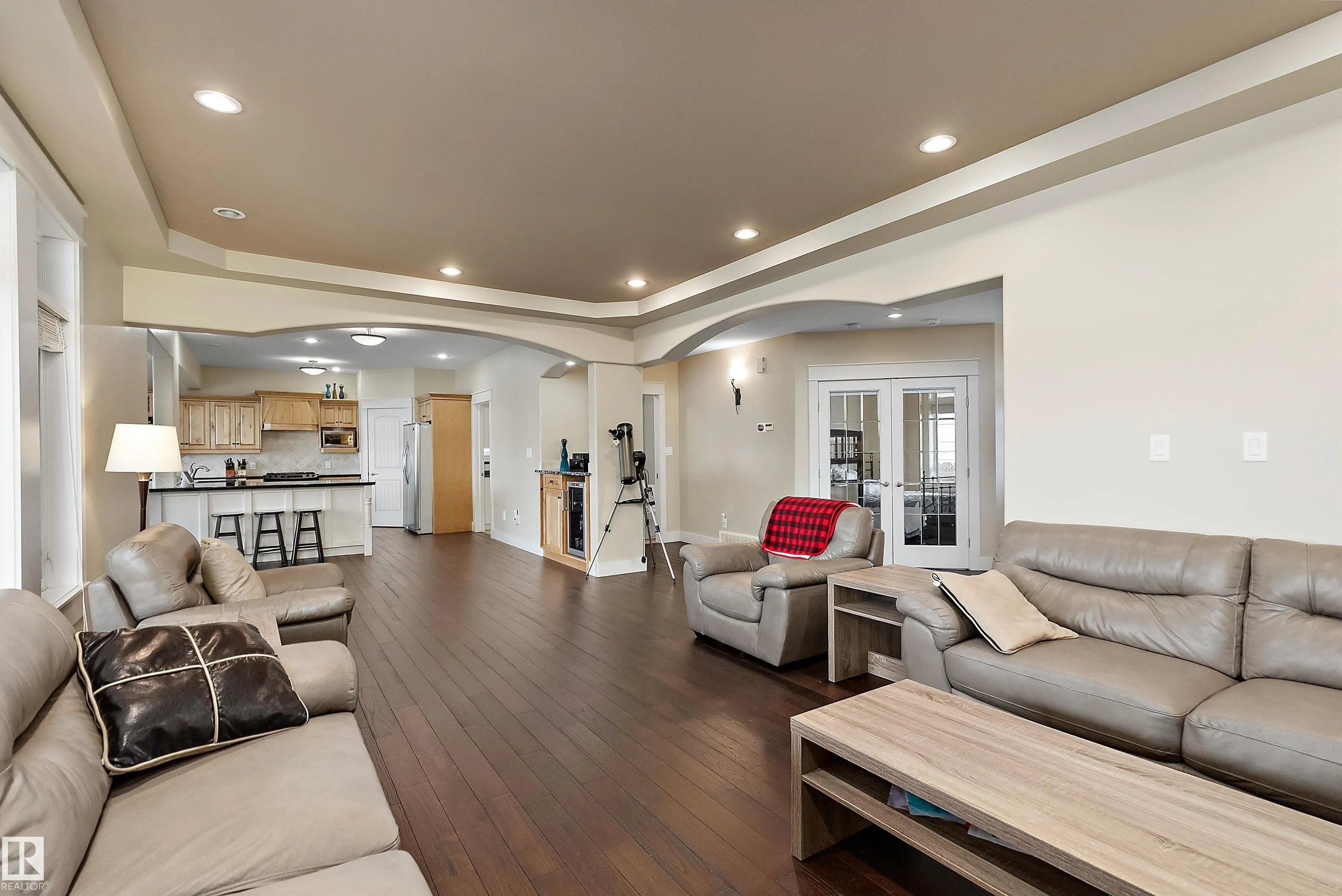 36 Sunset Harbour