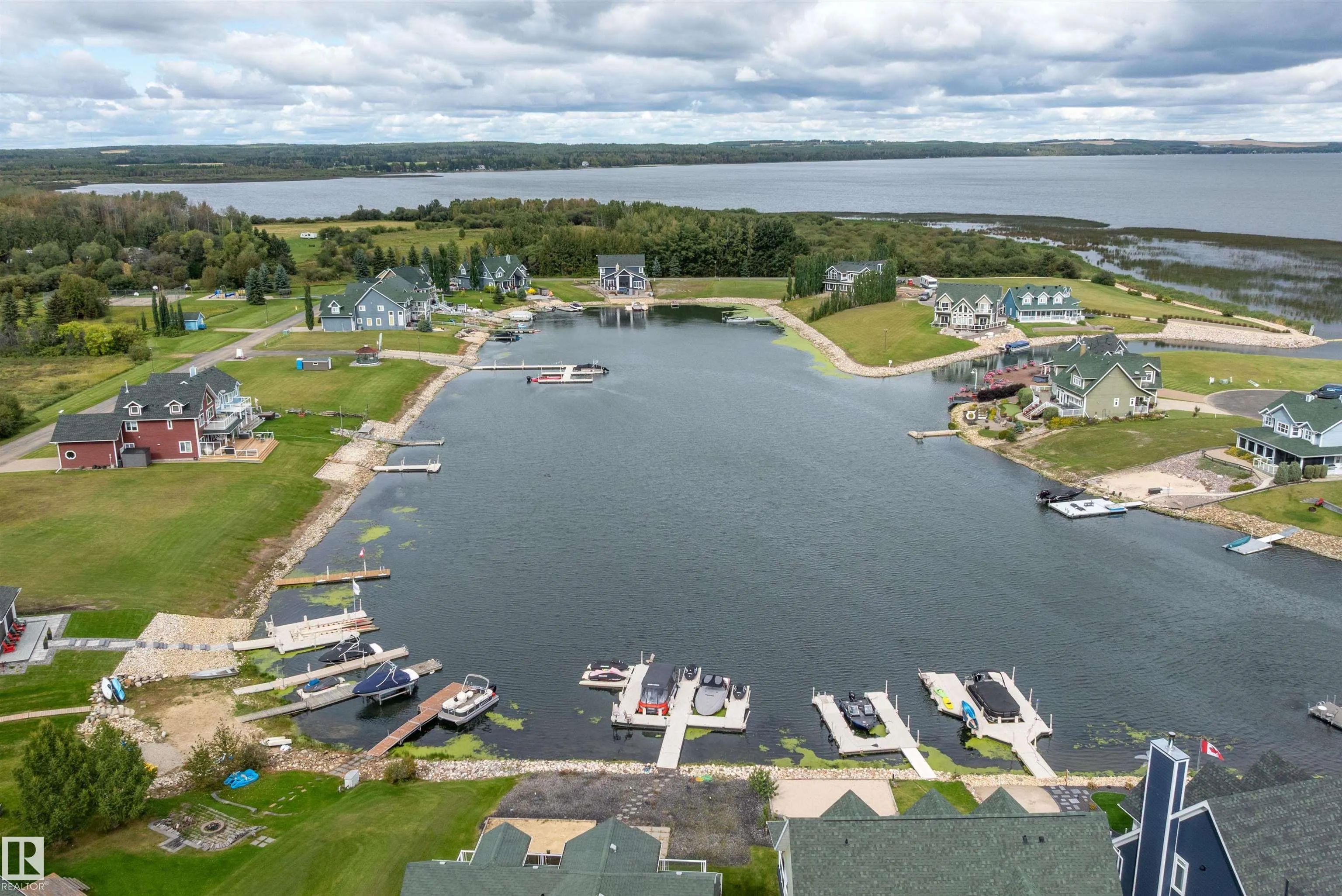 36 Sunset Harbour