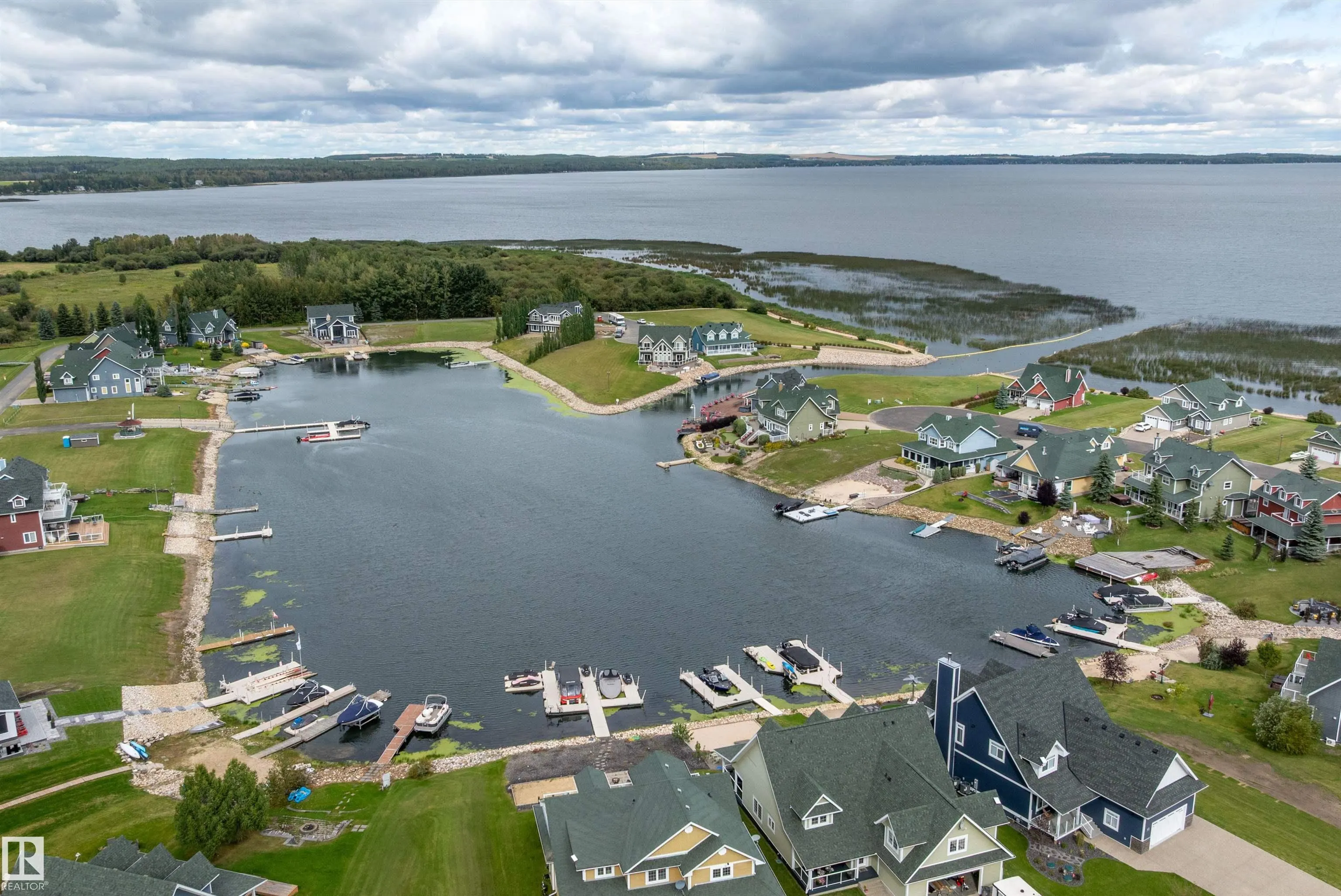 36 Sunset Harbour