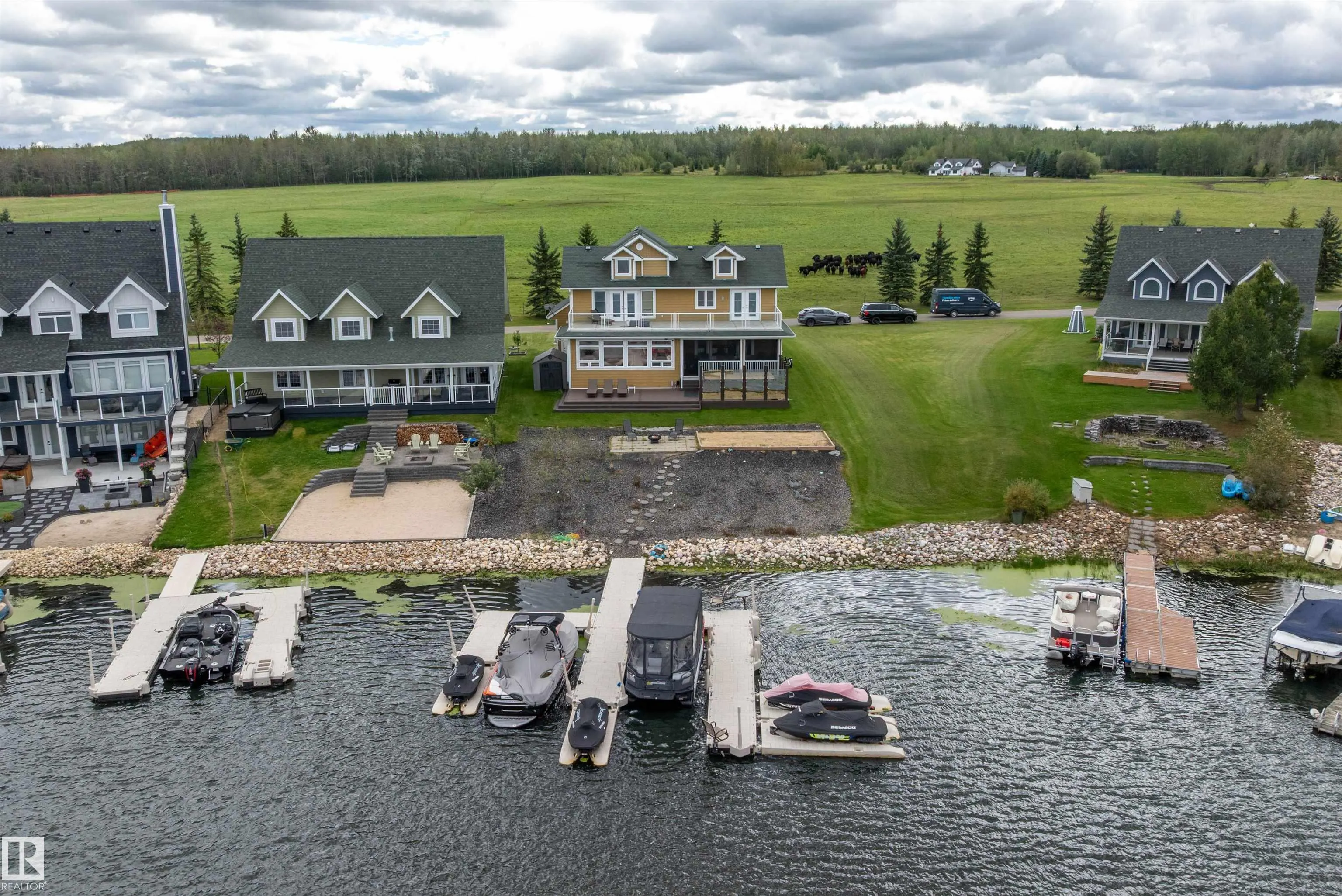 36 Sunset Harbour