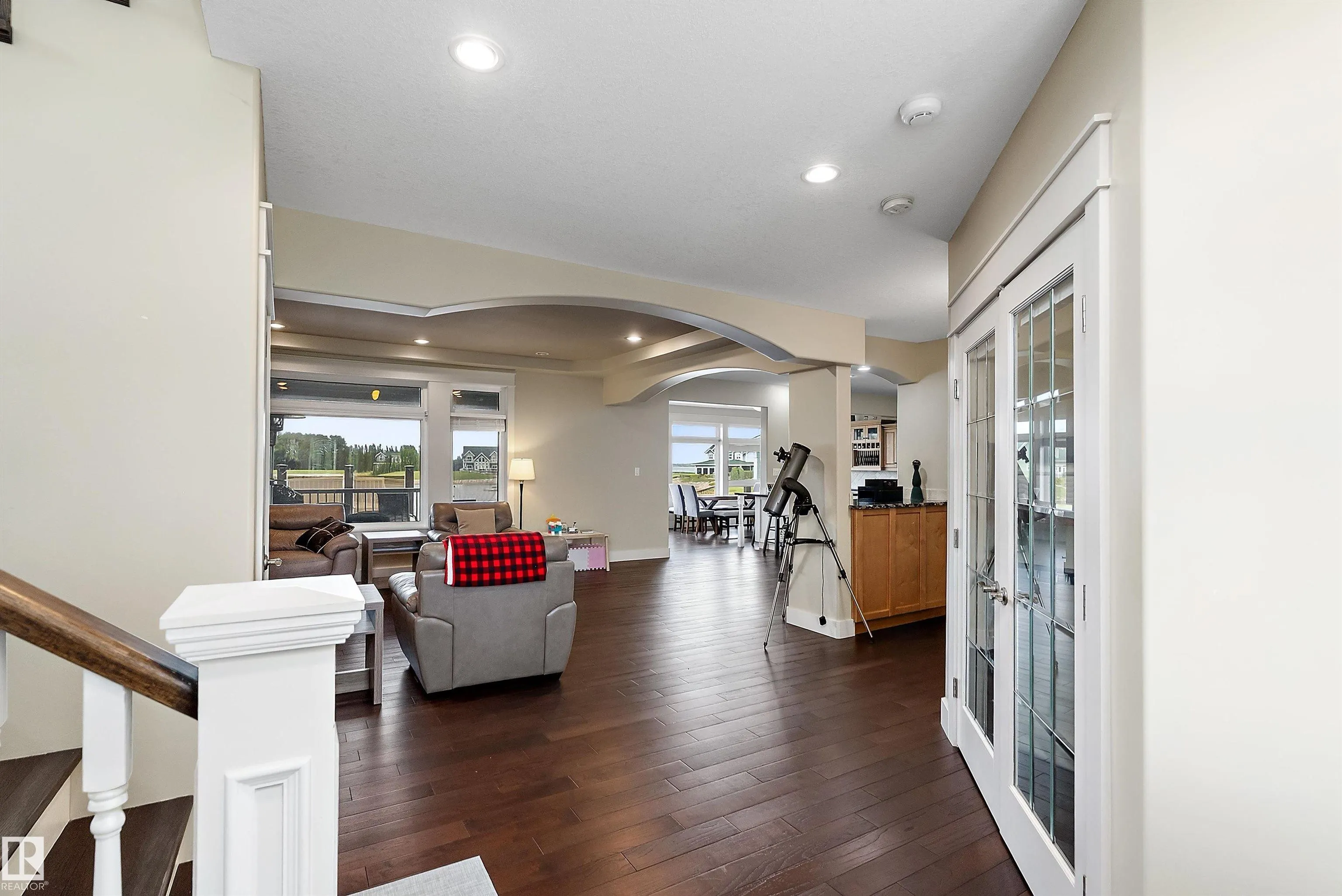 36 Sunset Harbour
