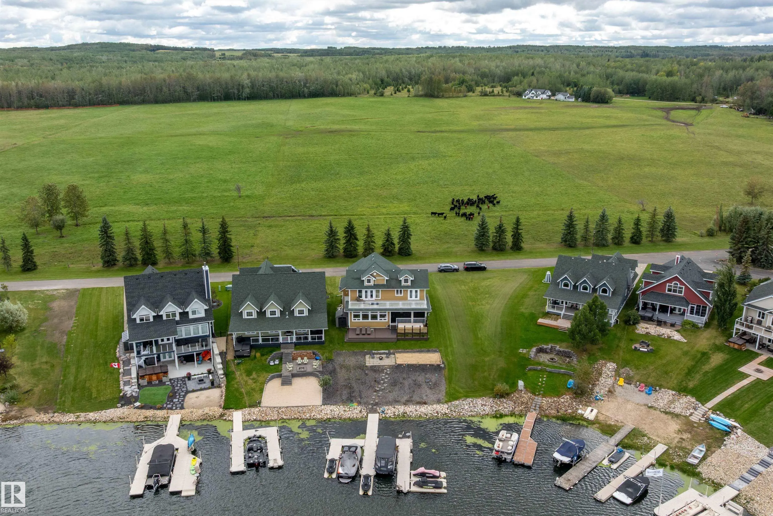 36 Sunset Harbour