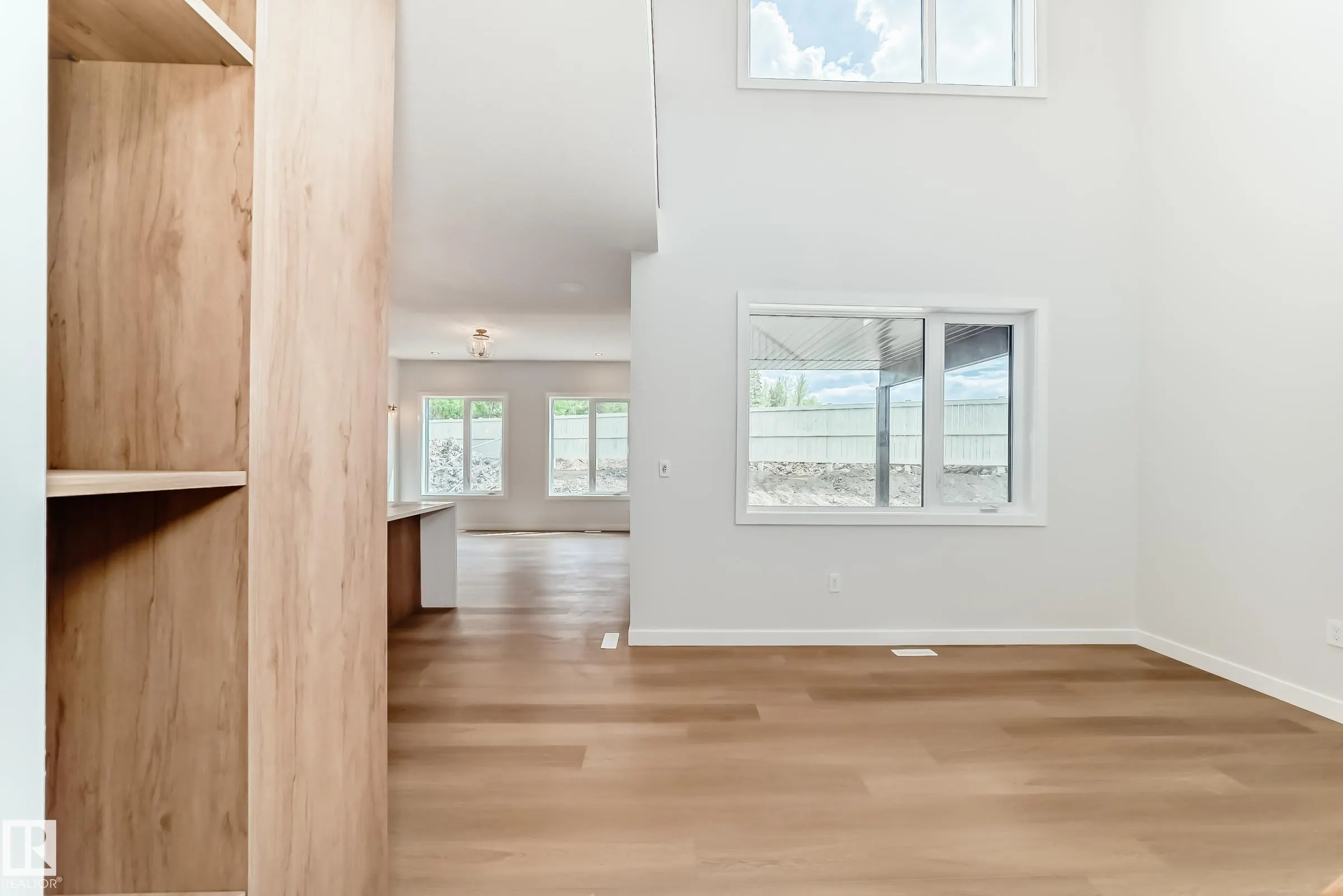 47 MEADOWGROVE Lane