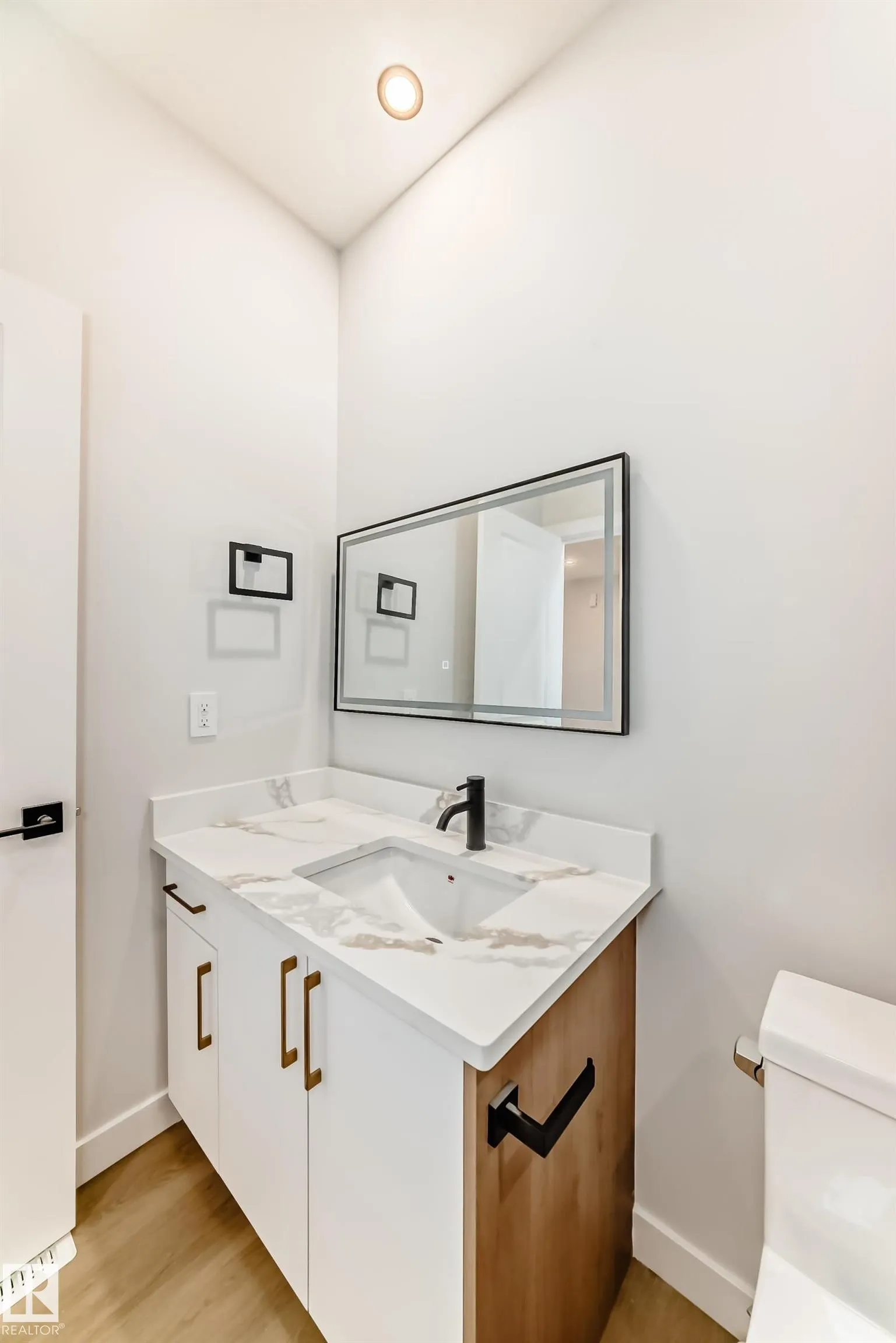 47 MEADOWGROVE Lane