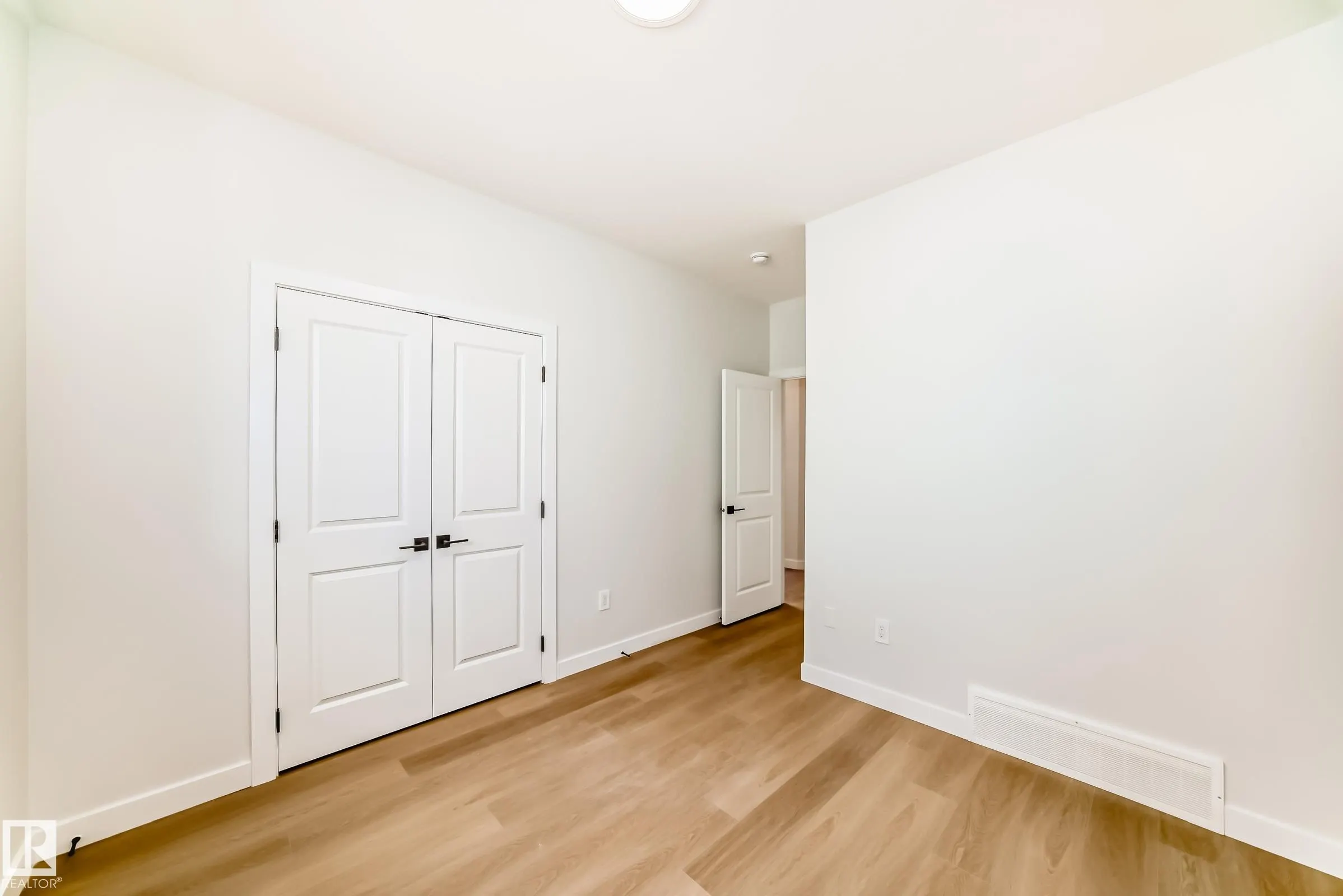 47 MEADOWGROVE Lane