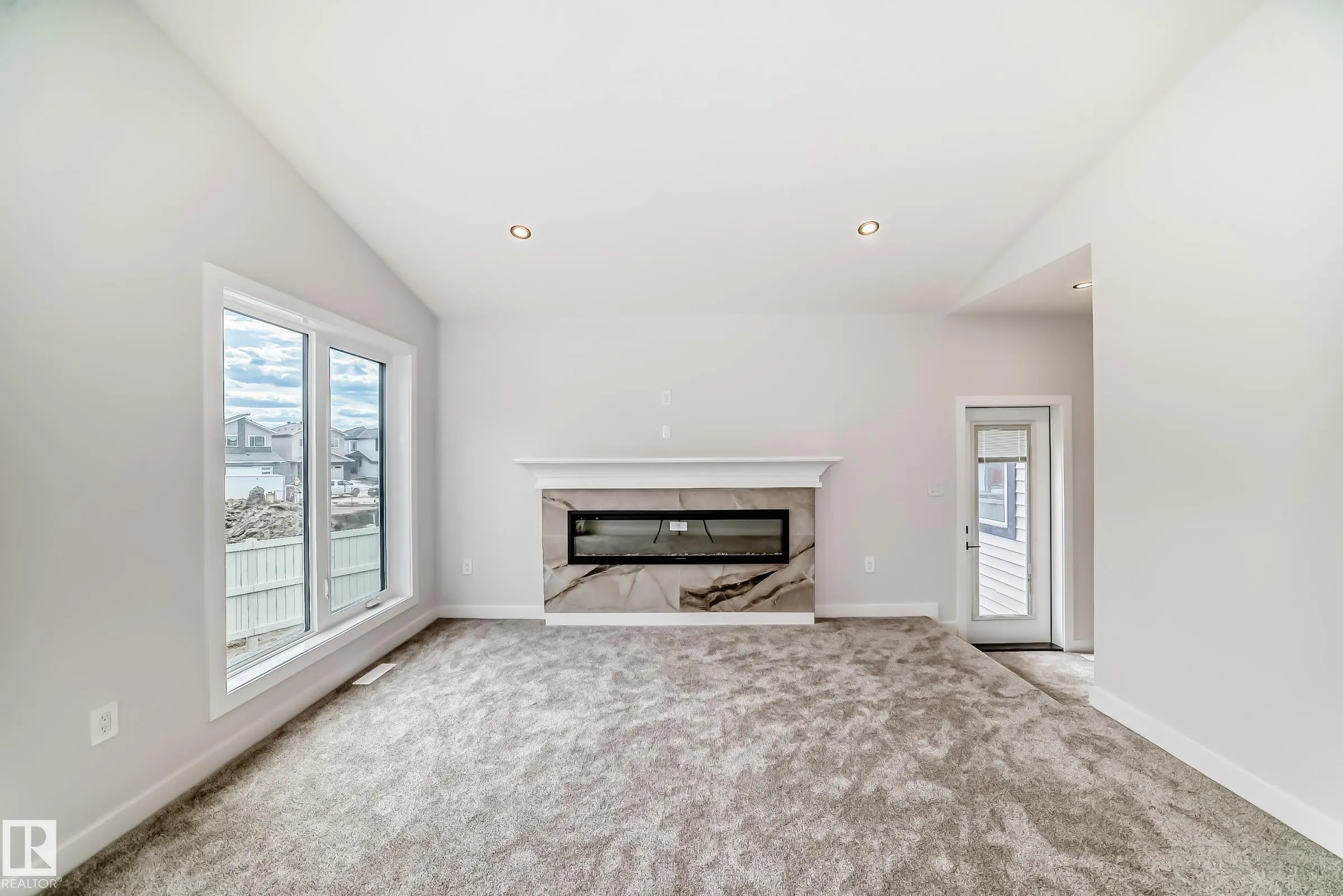 47 MEADOWGROVE Lane