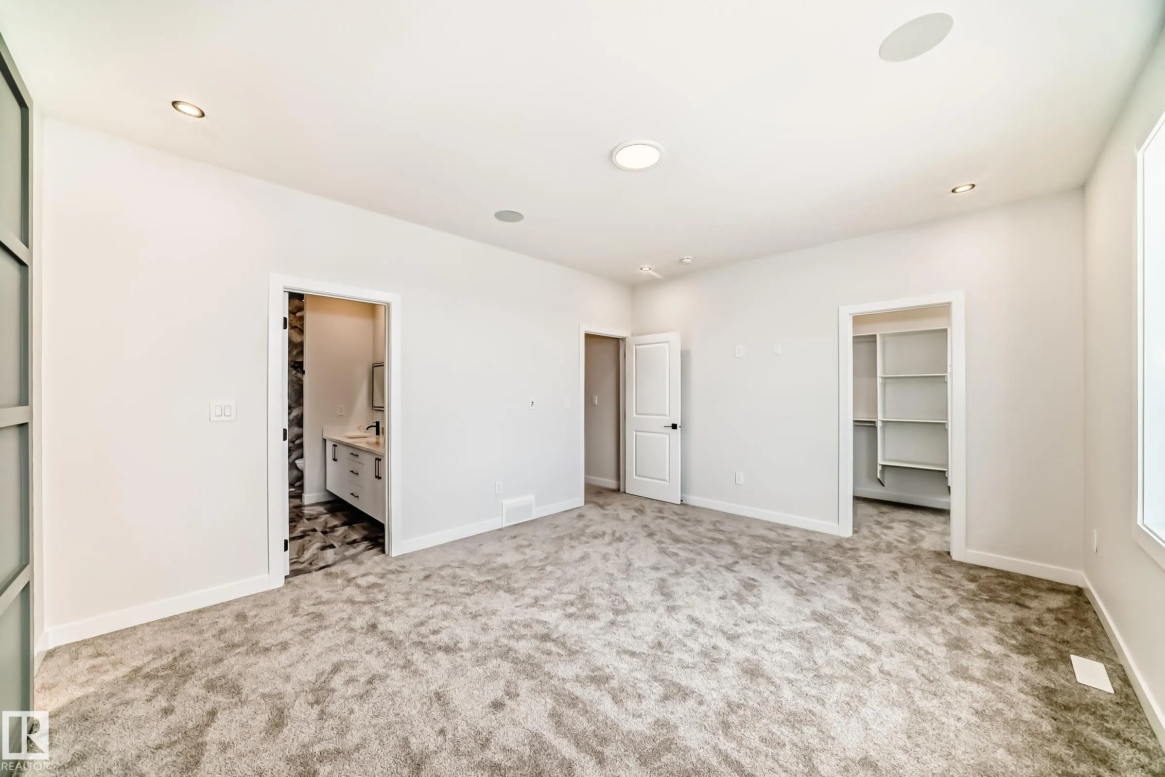 47 MEADOWGROVE Lane
