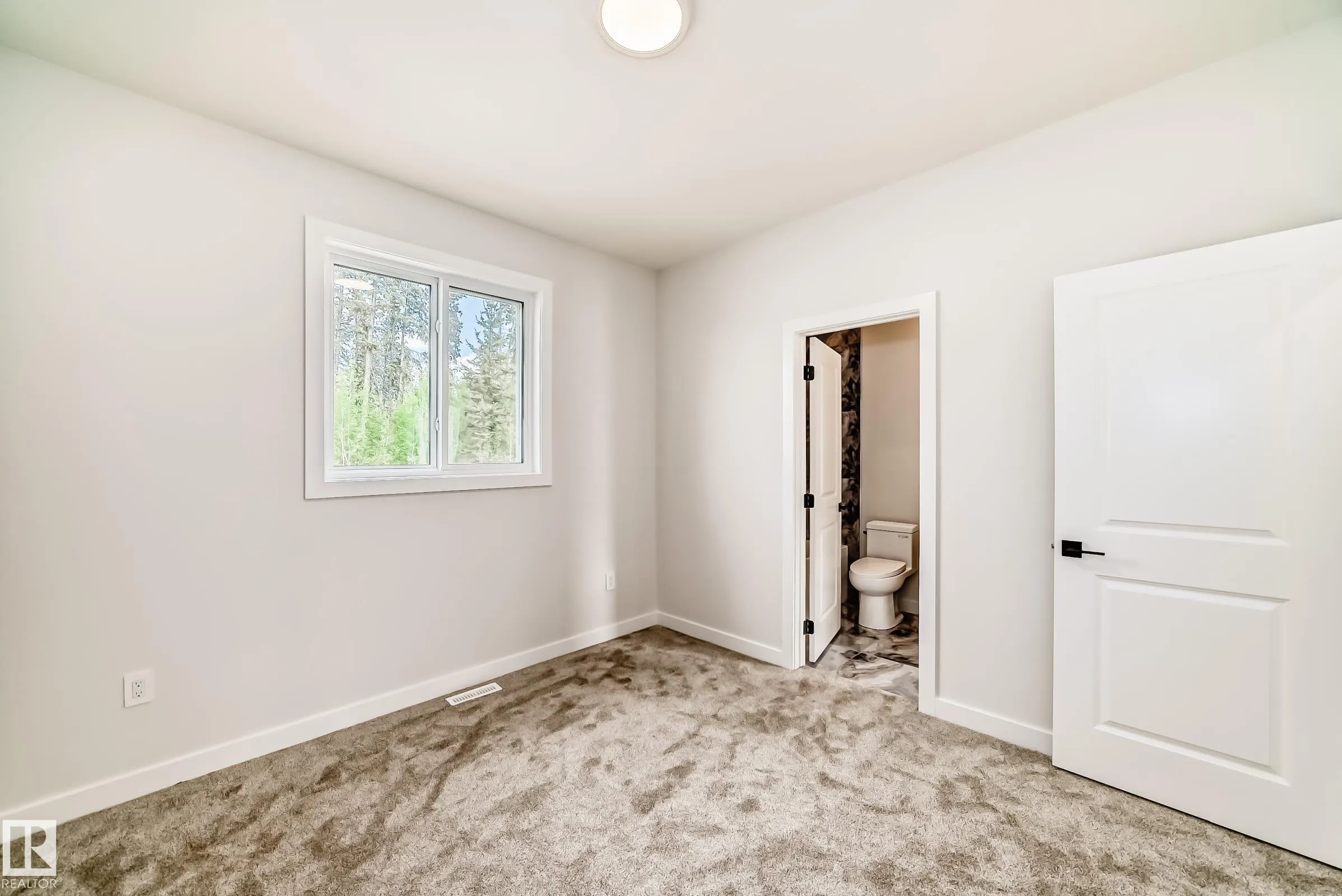 47 MEADOWGROVE Lane