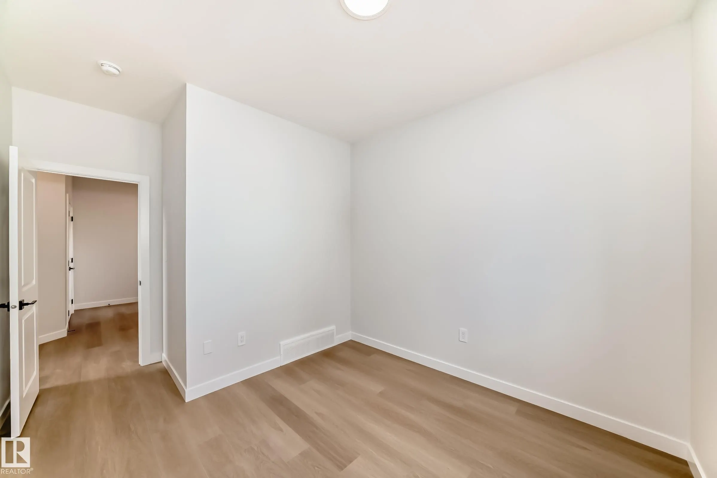 47 MEADOWGROVE Lane