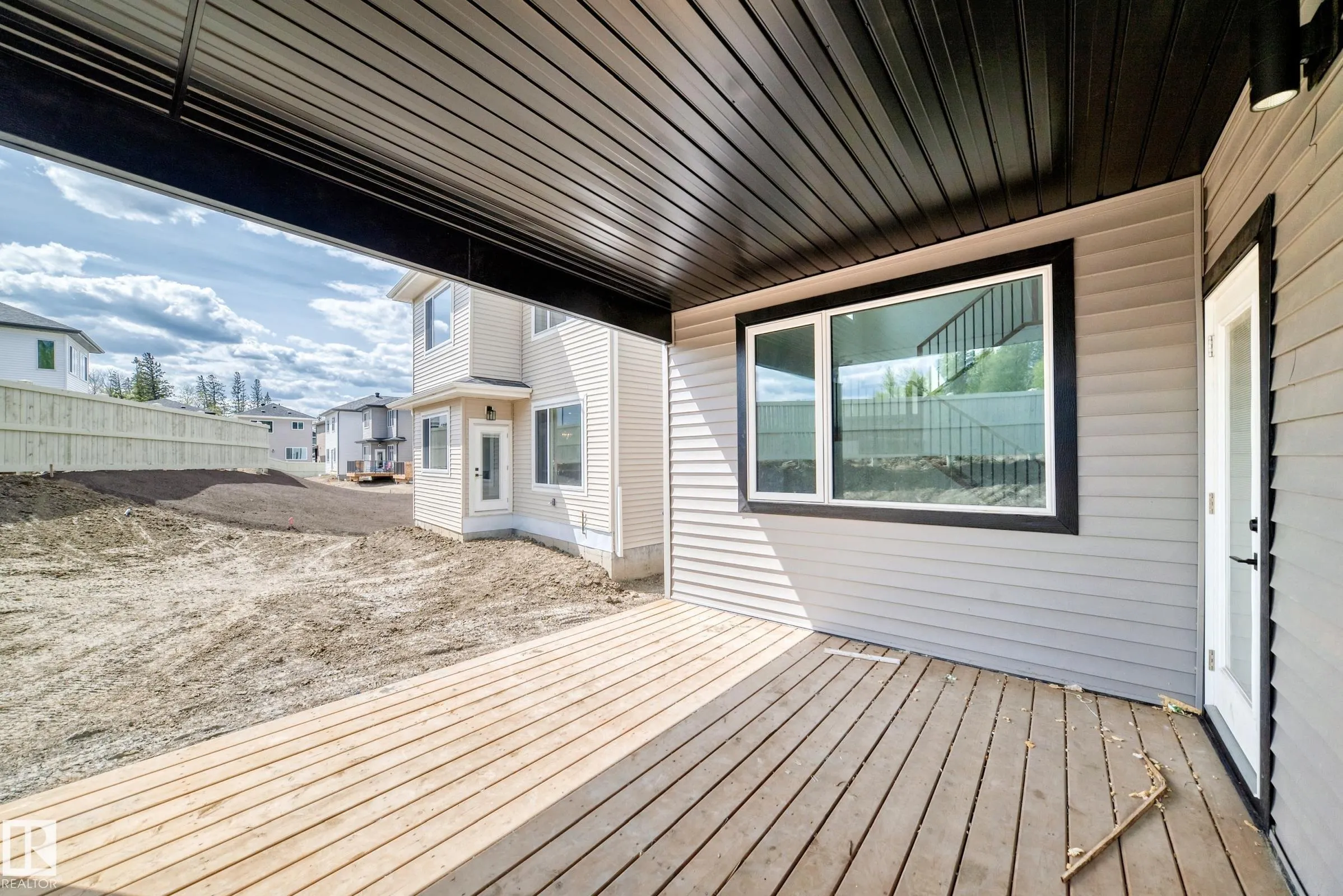 47 MEADOWGROVE Lane