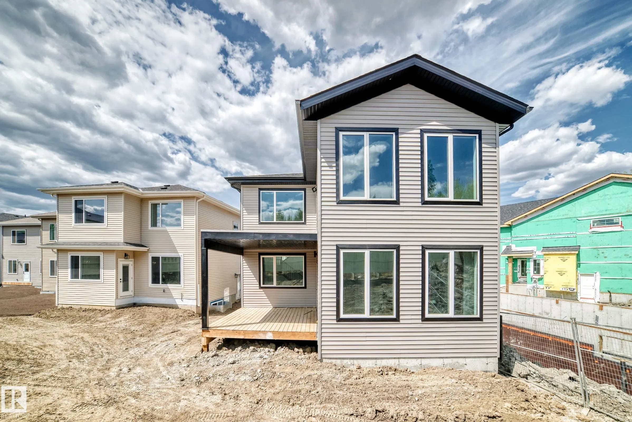 47 MEADOWGROVE Lane