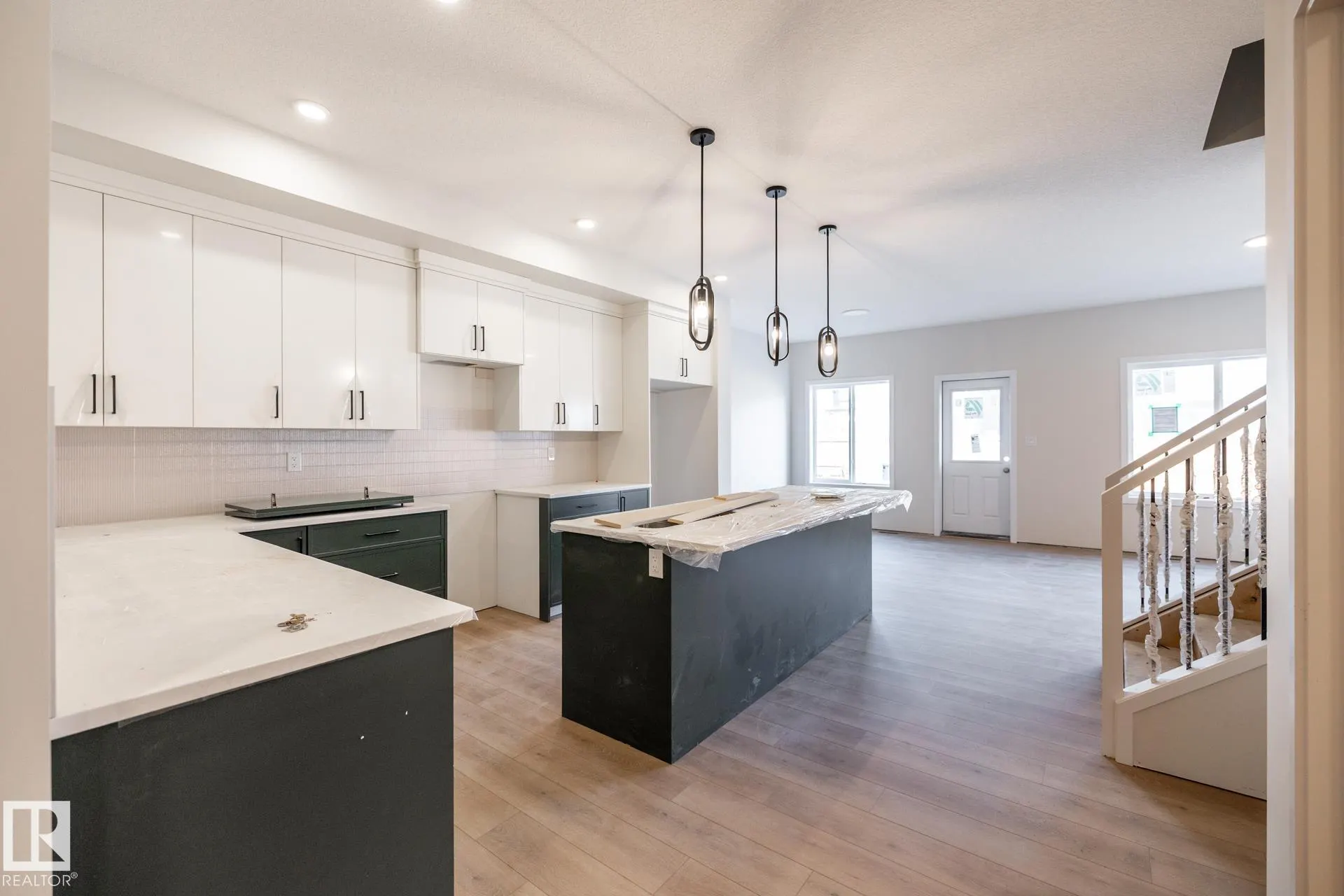 2358 MUCKLEPLUM Way