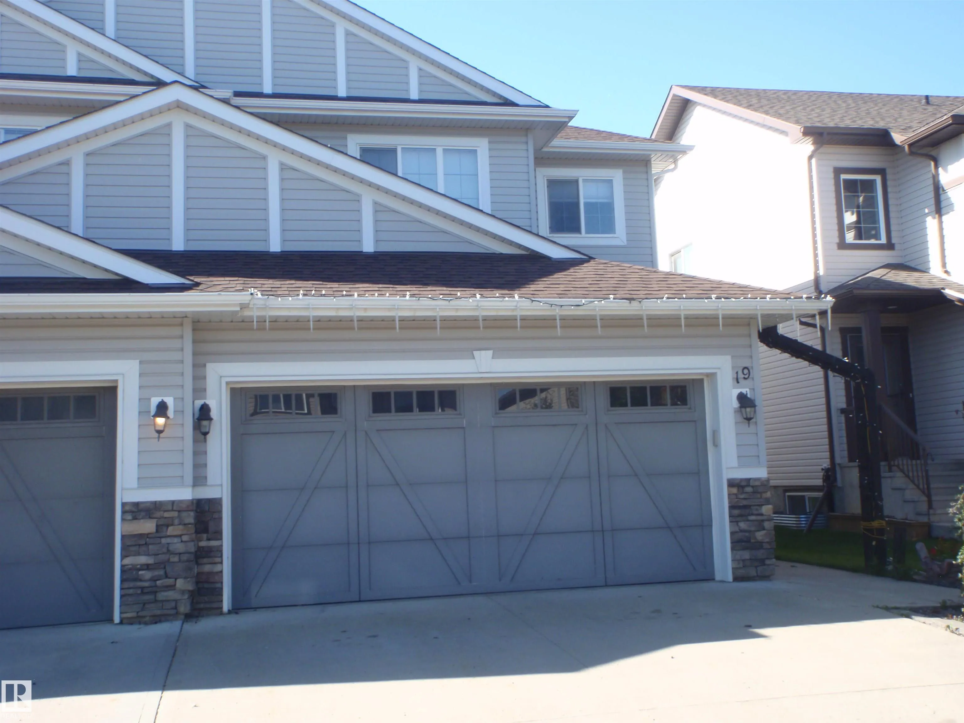 19 Halladay Boulevard