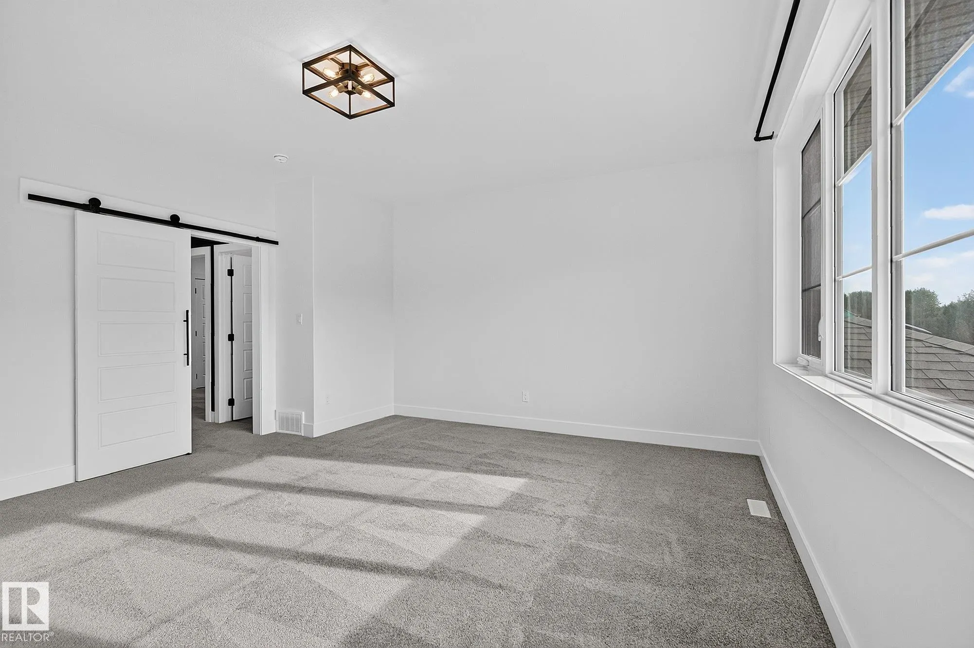 22 SYDWYCK Circle