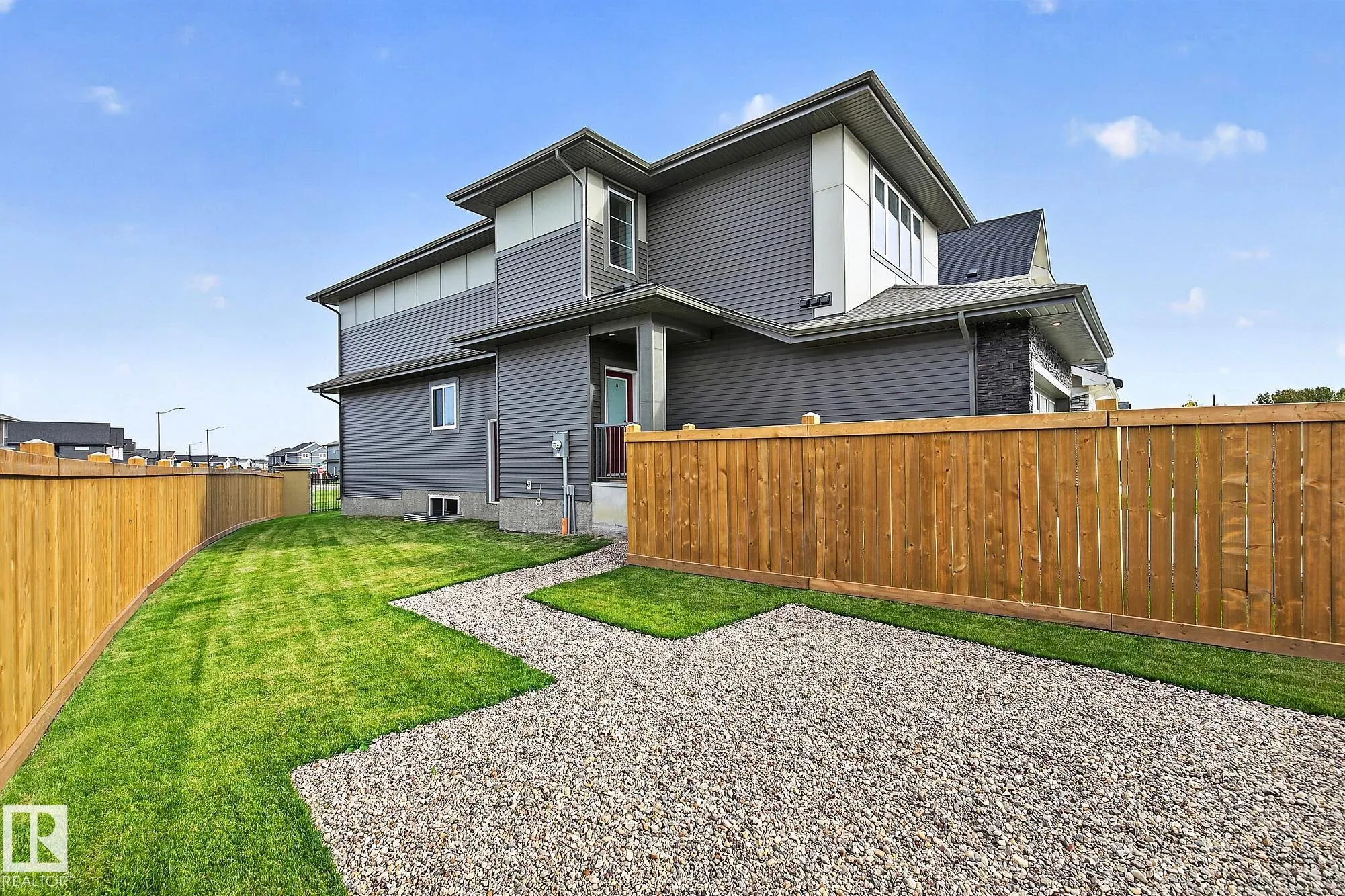 22 SYDWYCK Circle