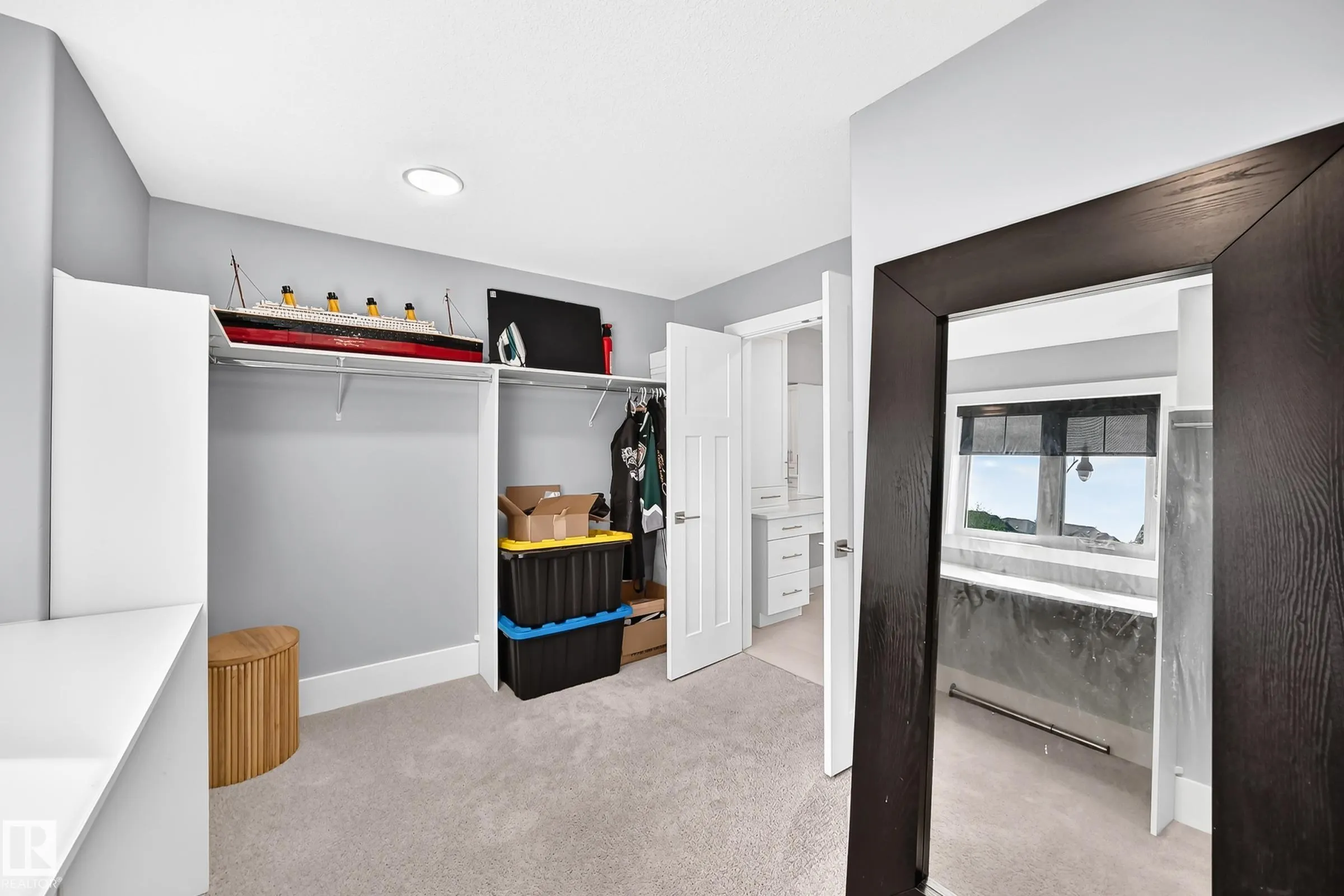 3704 WESTCLIFF Way